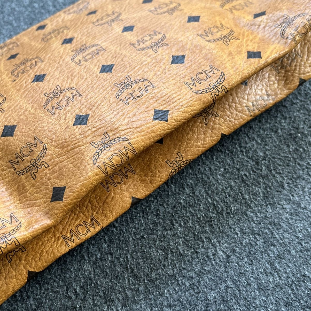 MCM 💥MCM visetos pouch clutch bag Size ONE SIZE - 6 Thumbnail