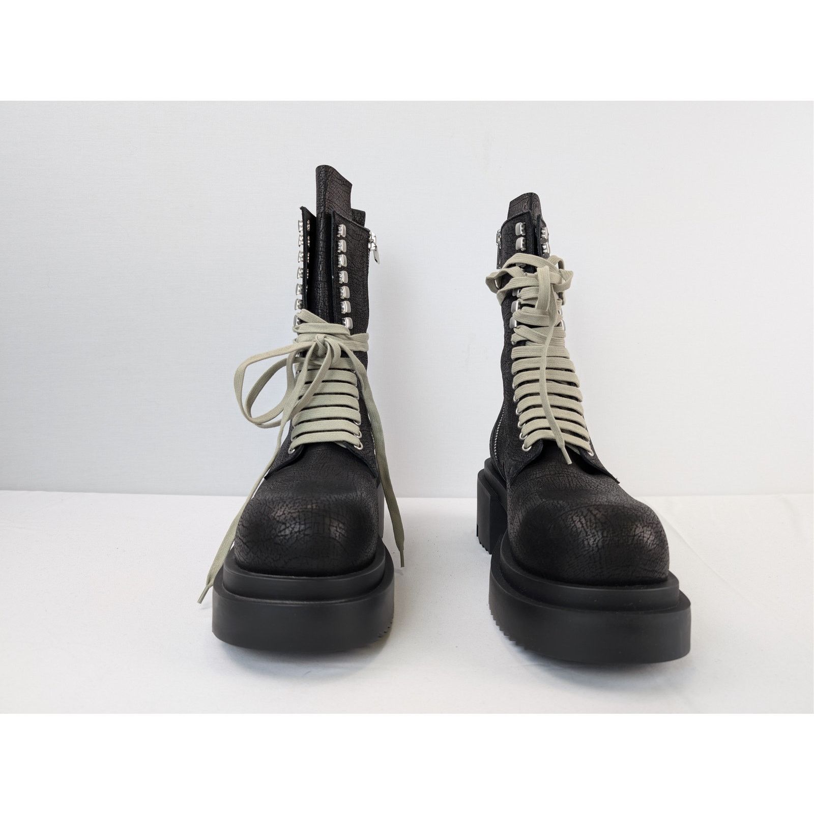 Rick Owens o1rshd1 Lace-up Bogun leather boot with a platform sole Size US 11 / EU 44 - 10 Thumbnail
