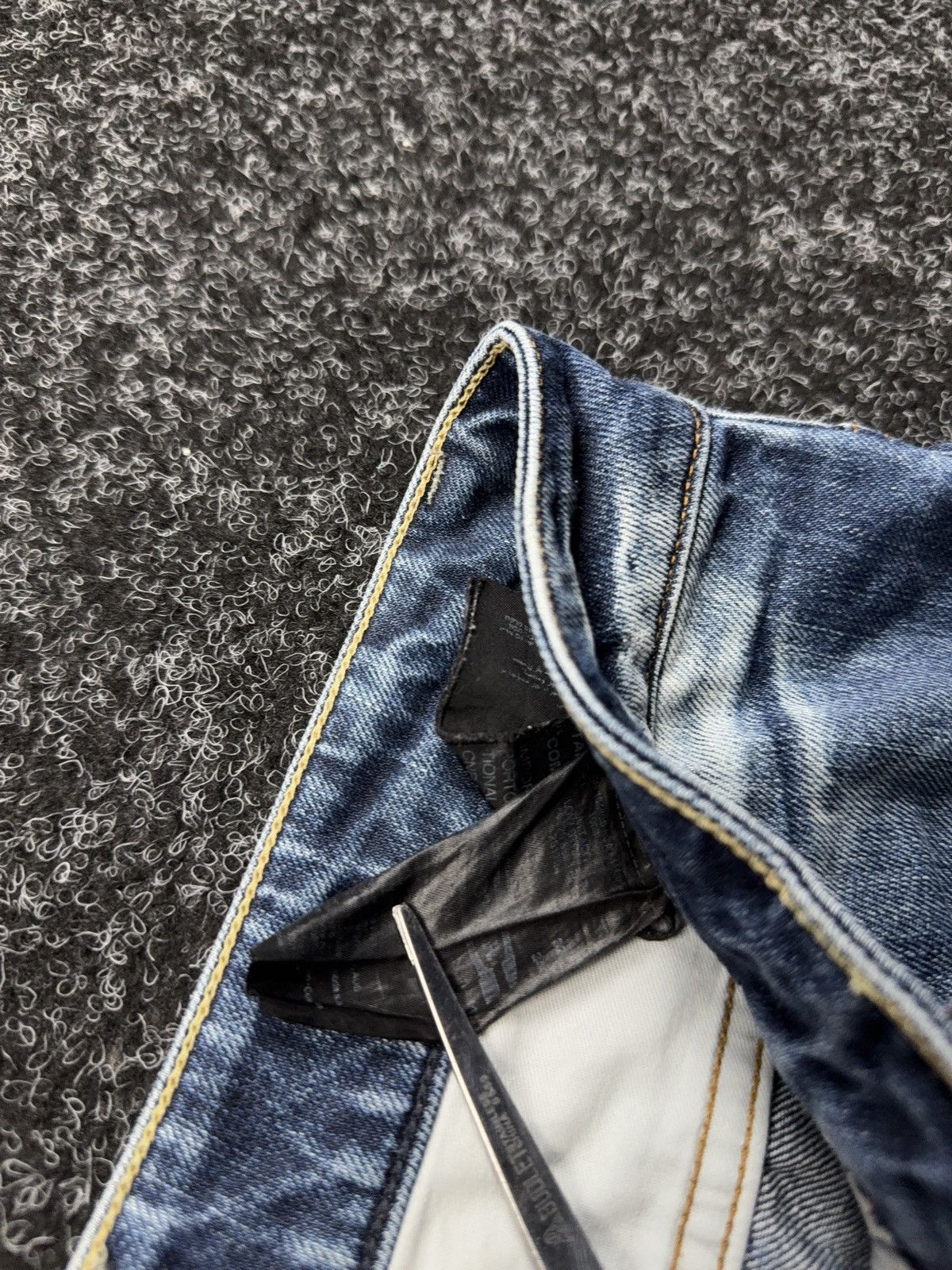 G-Star Vntg 00s G-Star RAW Y2K Faded Zip Pocket Rock Denim Jeans Size US 32 / EU 48 - 10 Thumbnail