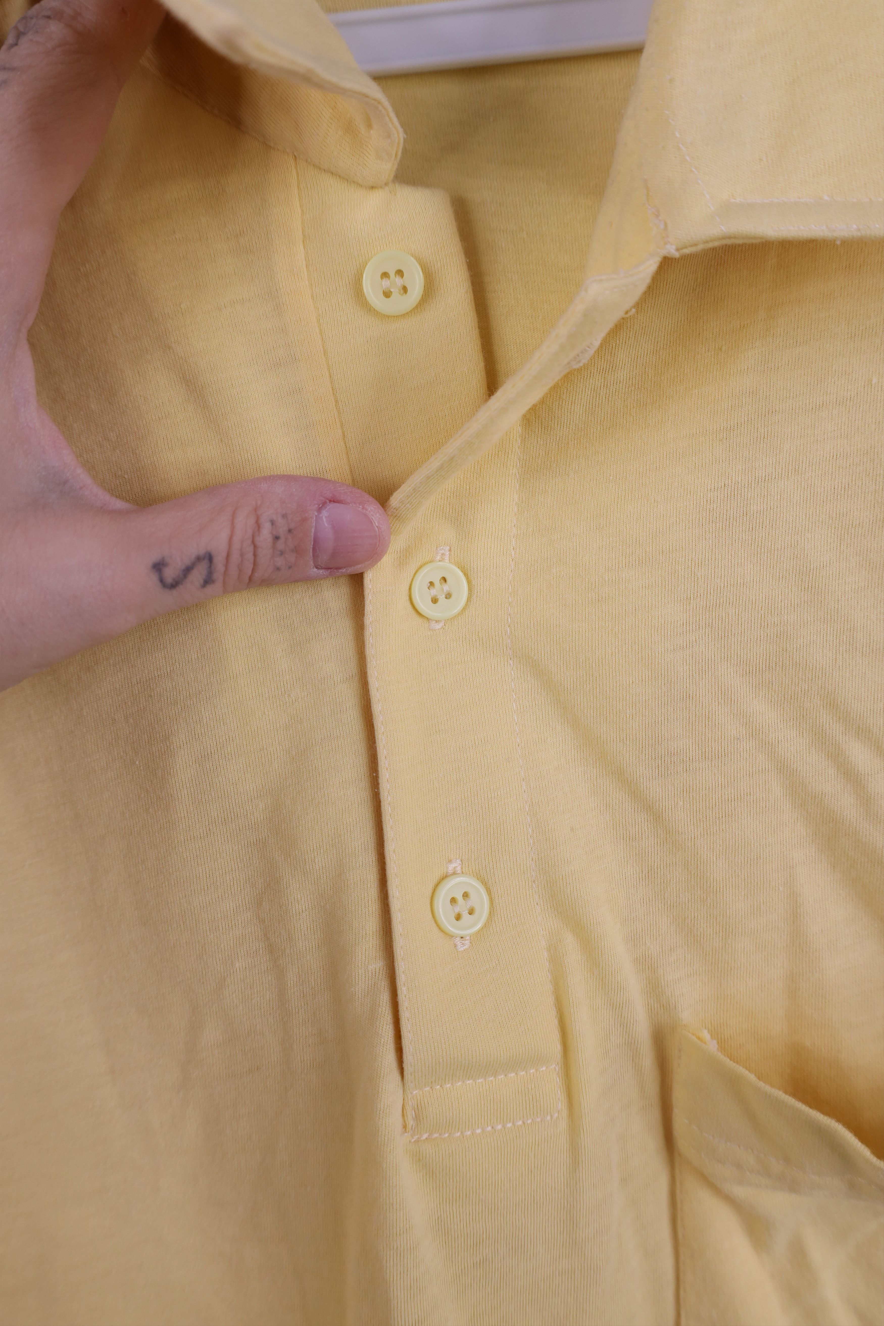 Vintage Vintage 70s Streetwear Blank Knit Collared Polo Shirt Yellow Size US L / EU 52-54 / 3 - 5 Thumbnail
