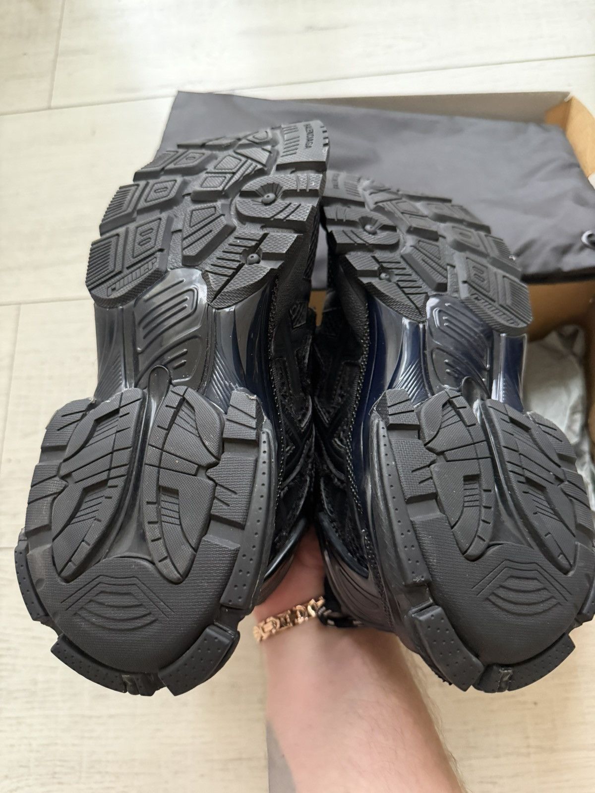 Balenciaga Balenciaga Runner Black Size US 7 / IT 37 - 9 Thumbnail
