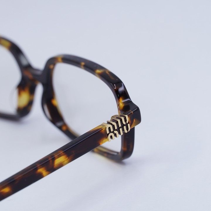 Miu Miu Miu Miu MU11ZS 14L08N Sunglasses Havana Rectangle Frame Size ONE SIZE - 5 Thumbnail