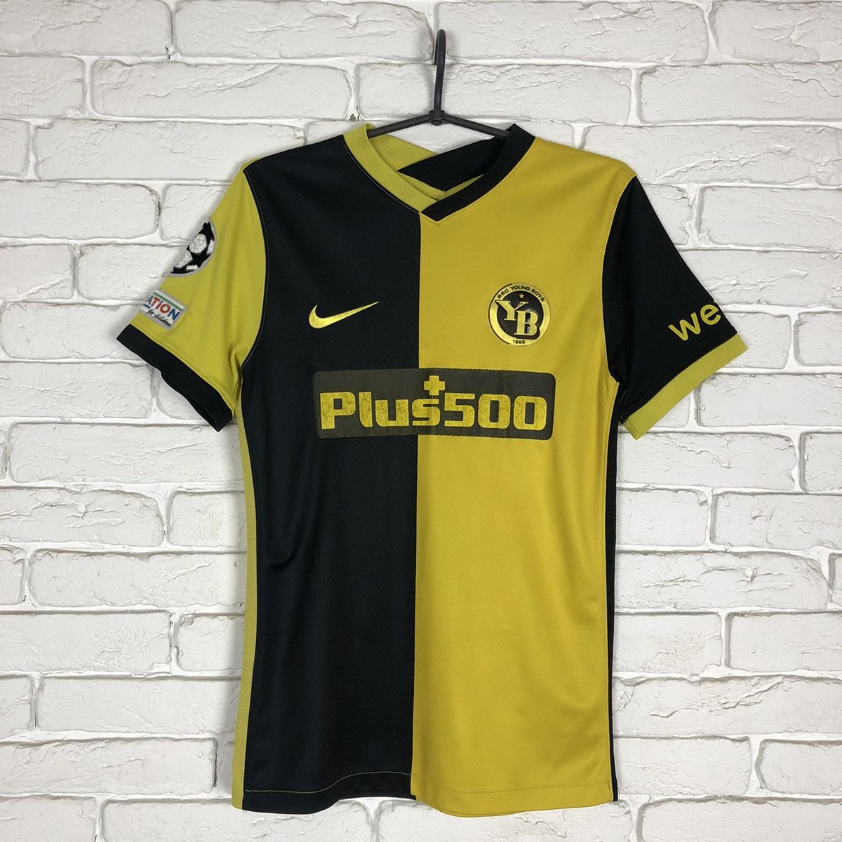 Nike BSC Young Boys #16 Fassnacht 2021 2022 home soccer jersey Size US S / EU 44-46 / 1 - 2 Thumbnail