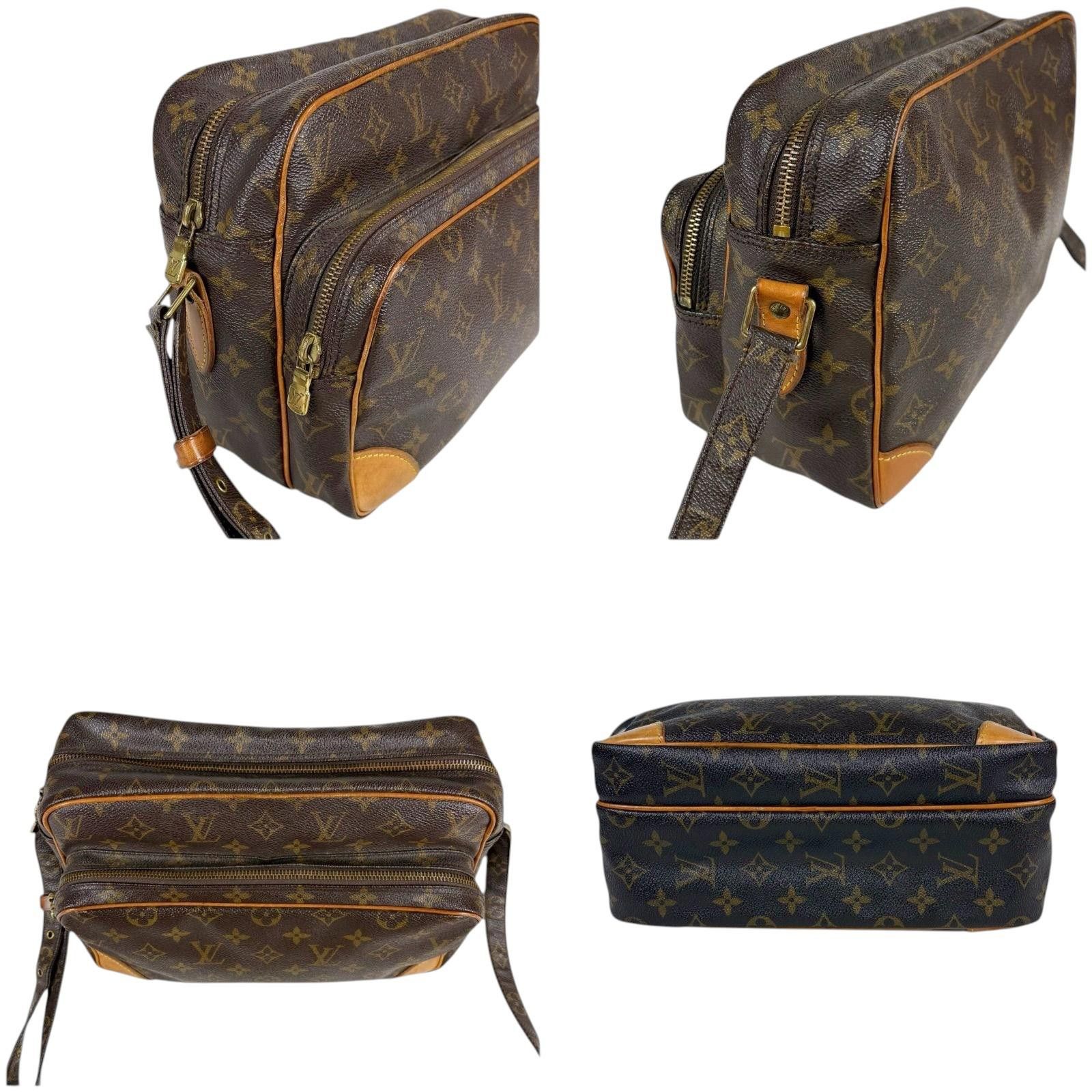 Louis Vuitton Louis Vuitton - Monogram Canvas Crossbody Bag Size ONE SIZE - 4 Thumbnail