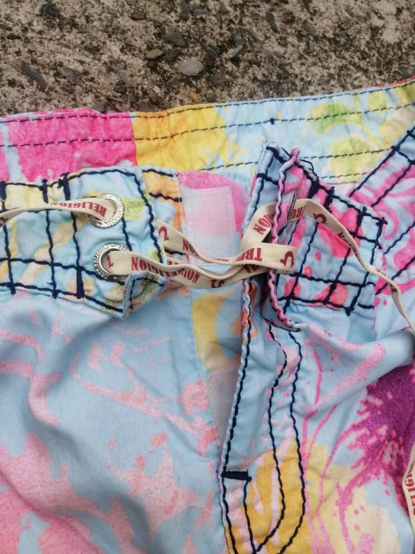 True Religion True Religion Swimwear Surf Multicolour Shorts Pant Size US 34 / EU 50 - 4 Thumbnail