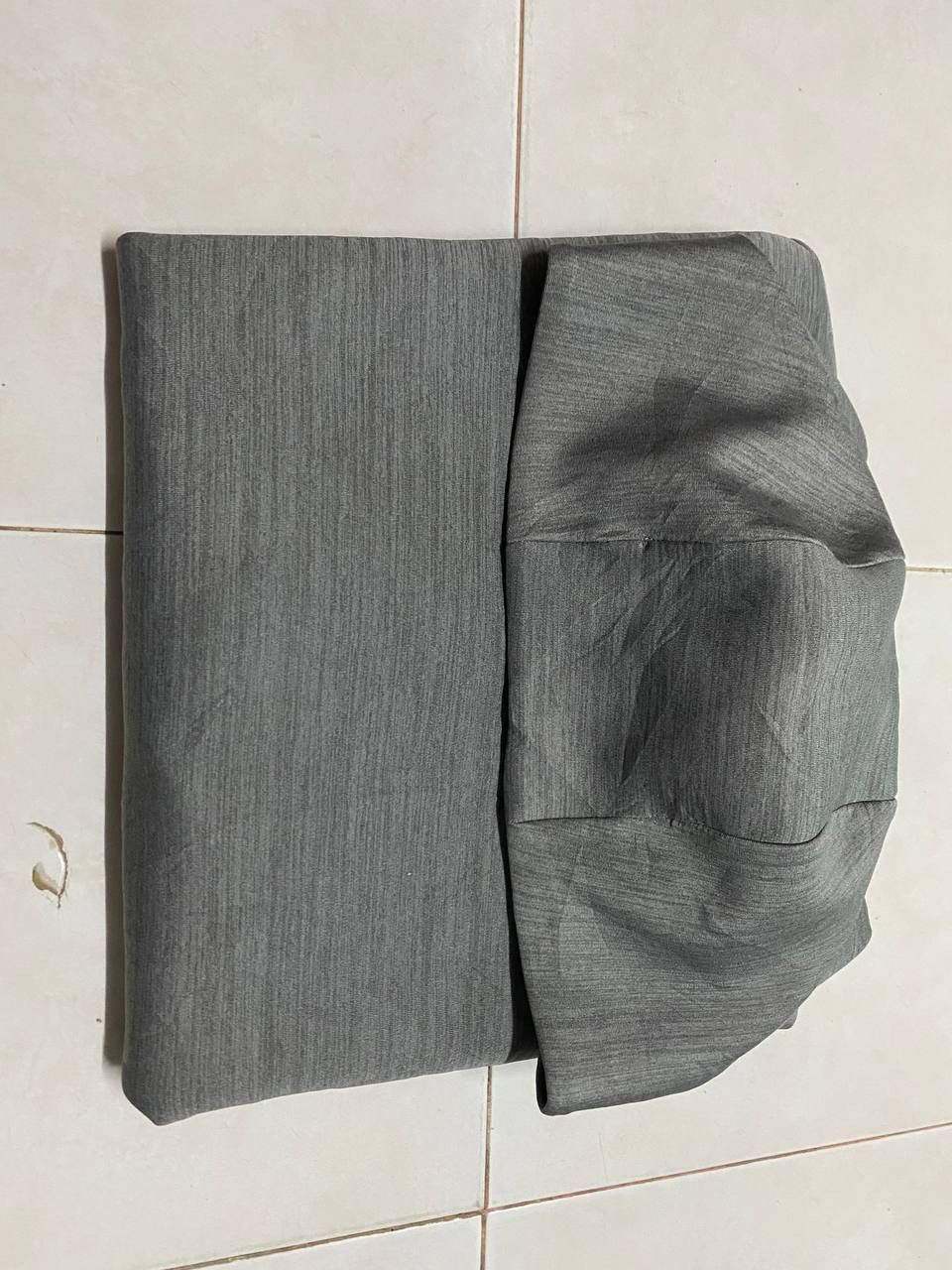Uniqlo UNIGLO QUICK DRY GREY HOODIES Size US XL / EU 56 / 4 - 2 Thumbnail