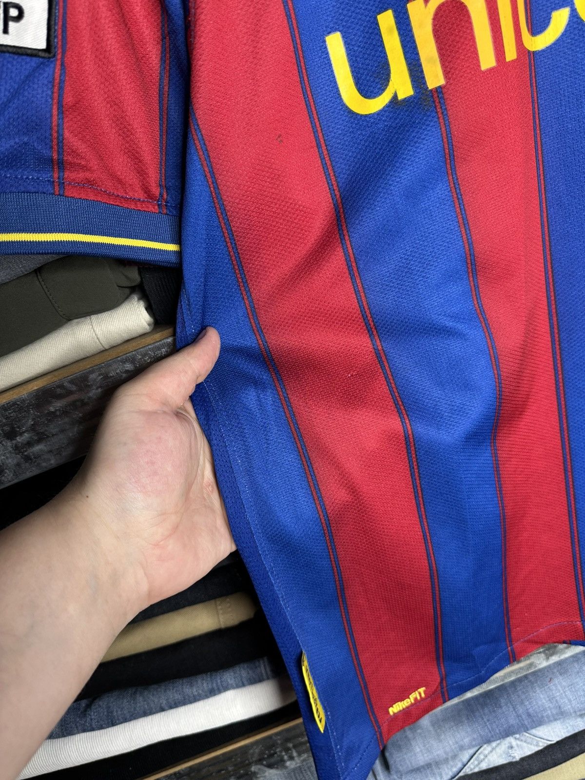 Nike FC Barcelona Retro 2009/10 Nike Home Soccer Jersey Size S Size US S / EU 44-46 / 1 - 6 Thumbnail