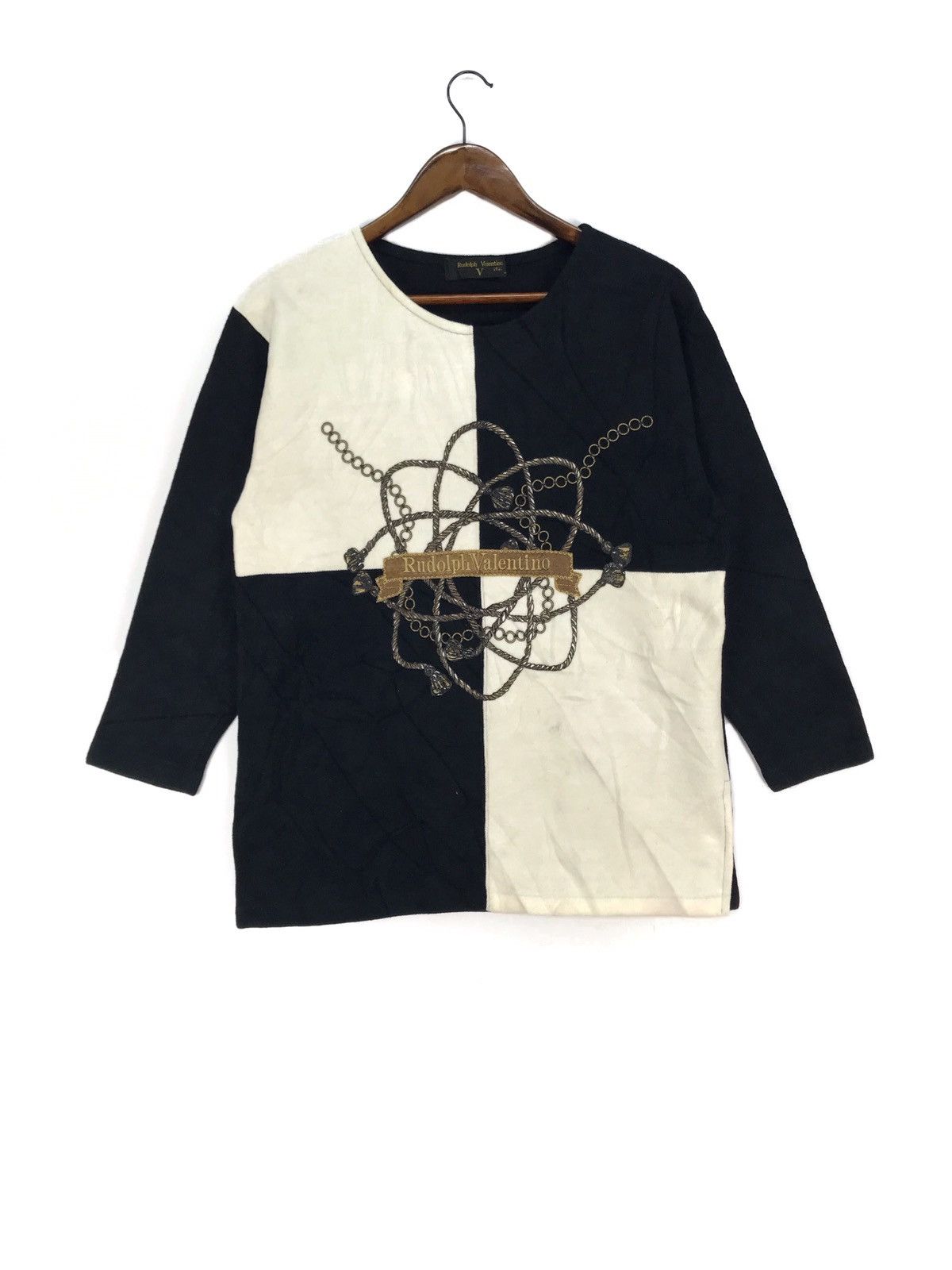 Designer × Valentino × Vintage 💥RARE💥VINTAGE RUDOLPH VALENTINO EMBROIDERY LOGO SWEATSHIRT Size M / US 6-8 / IT 42-44 - 1 Thumbnail