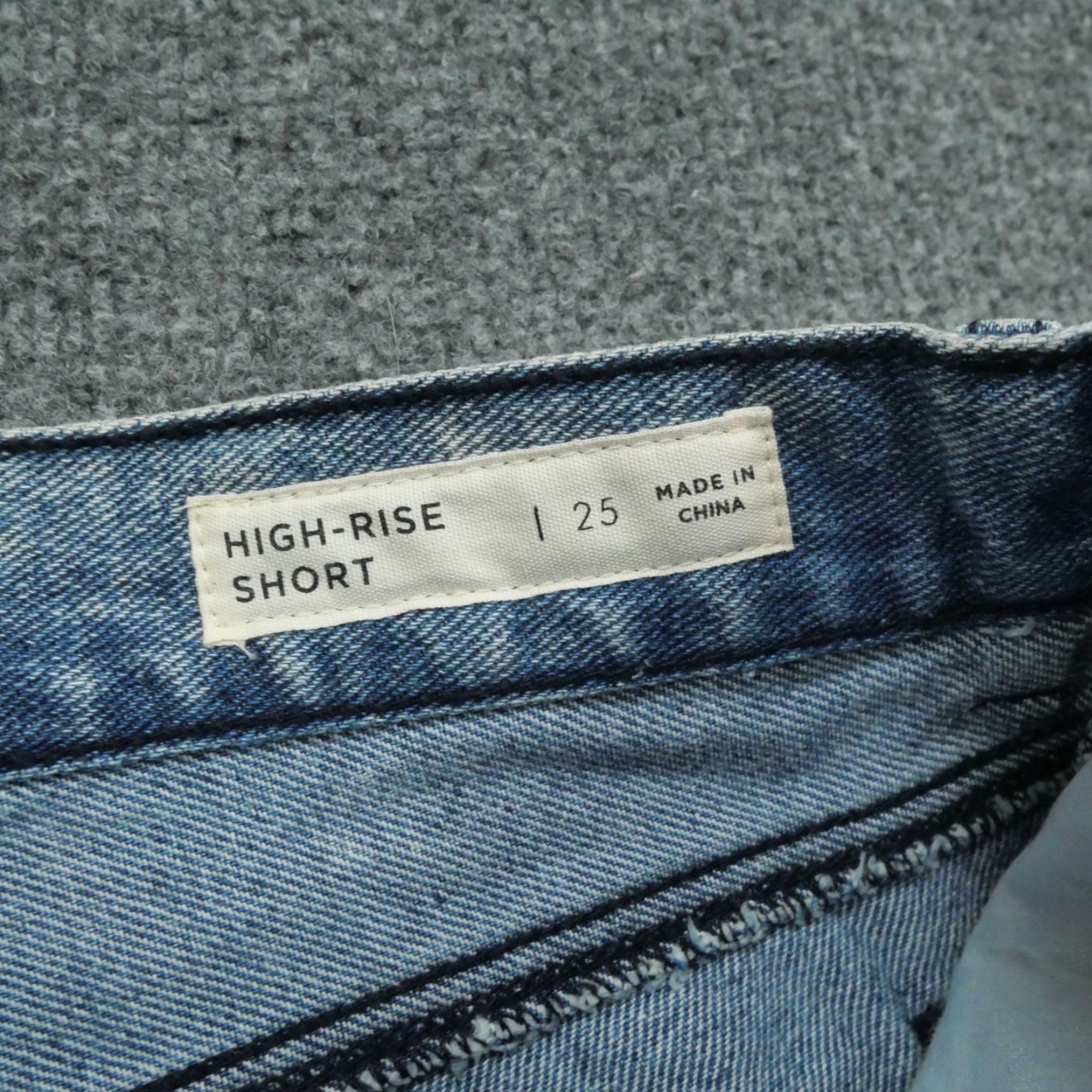 Denime Bullhead Denim Co. Shorts Womens 25 Blue Denim Distressed Cut Off 26x2 Casual Grunge 90s Mens? Size 26" / US 2 / IT 38 - 5 Thumbnail