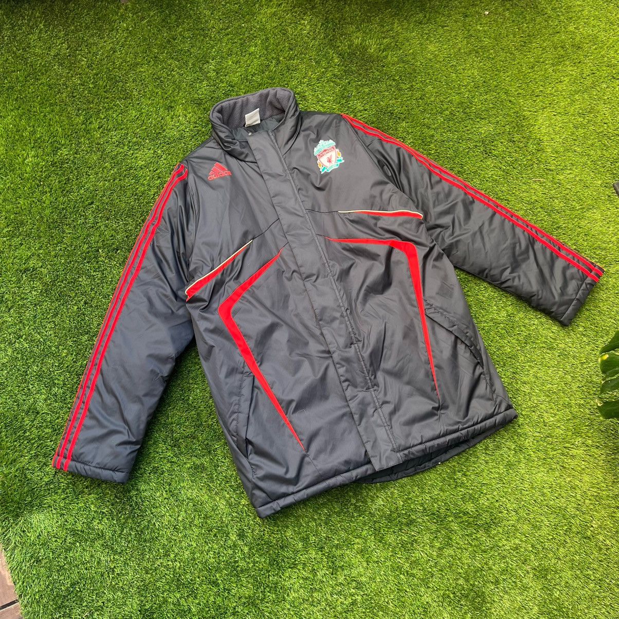 Adidas Liverpool Bench Coat 09/10 – Adidas Size US XL / EU 56 / 4 - 2 Thumbnail