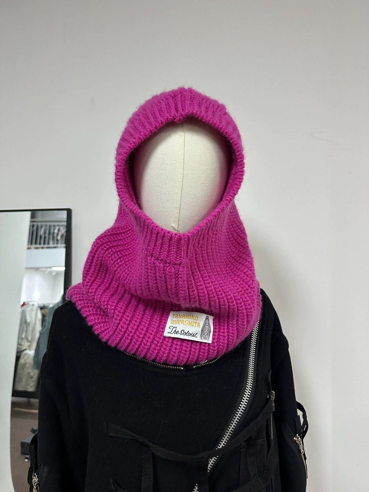 Takahiromiyashita The Soloist. TTS 2022FW balaclava yellow/pink/orange Size ONE SIZE - 2 Thumbnail