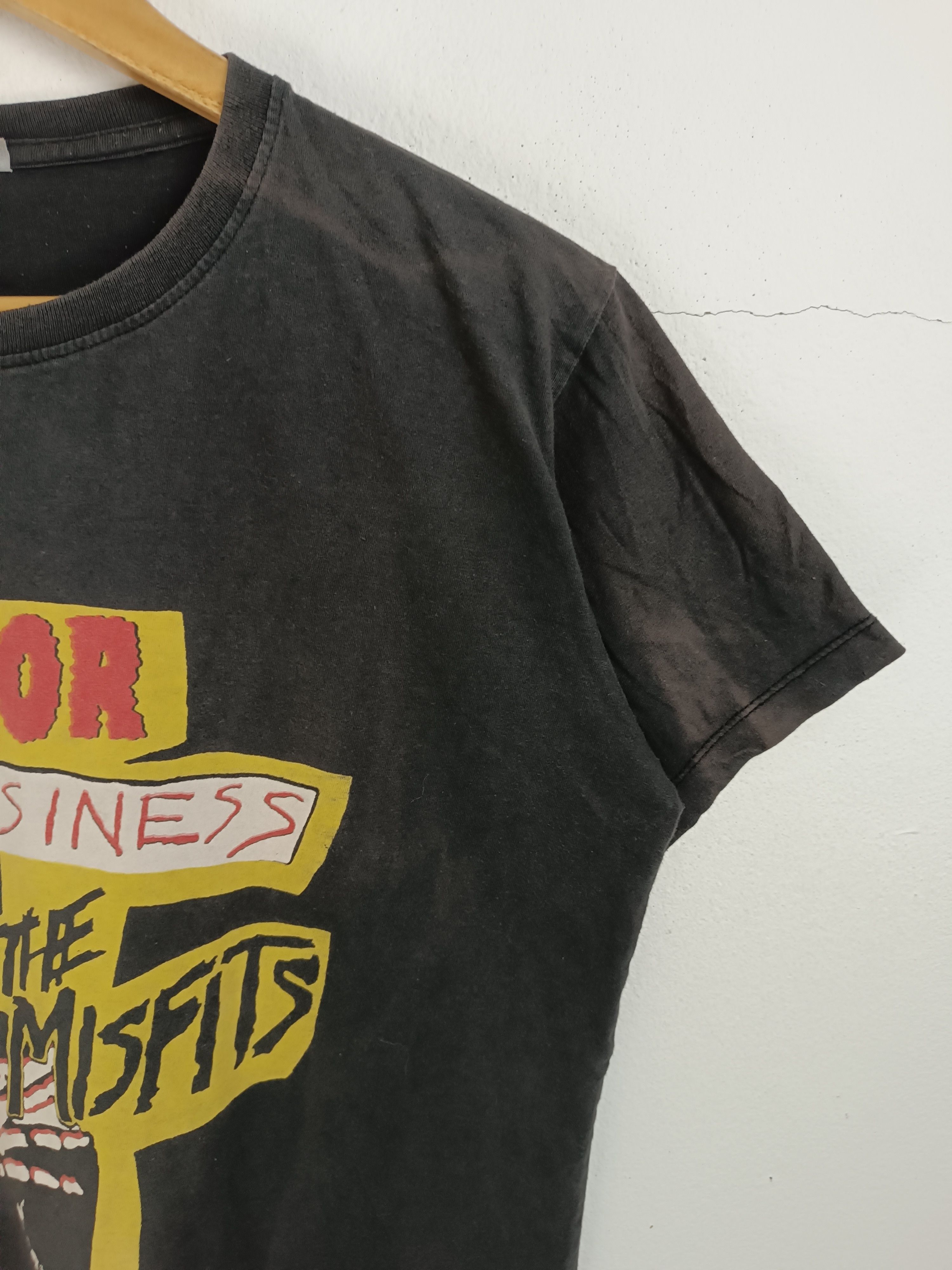 Band Tees THRASHED FADED VINTAGE THE MISFITS HORROR BUSINESS DANZIG Ts Size US M / EU 48-50 / 2 - 10 Thumbnail