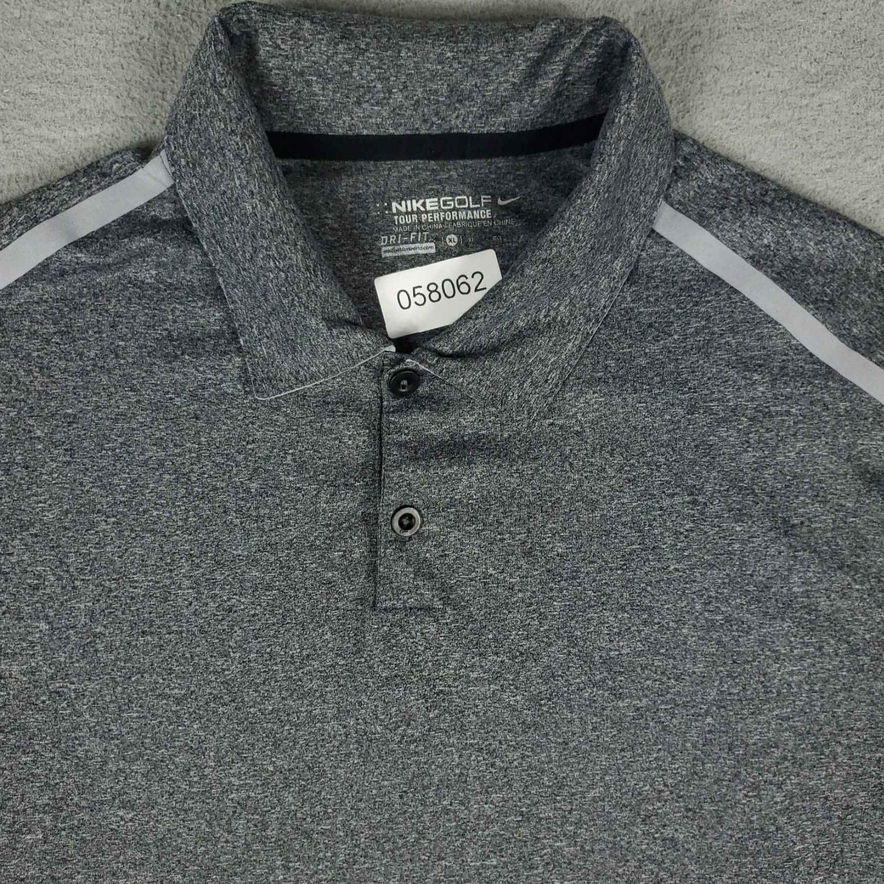 Nike Nike Polo Shirt Mens XL Gray Swoosh Golf Casual Short Sleeve Polo Shirt XL Gray Nike Mens Polo Shirt Golf Casual) Size US XL / EU 56 / 4 - 2 Thumbnail