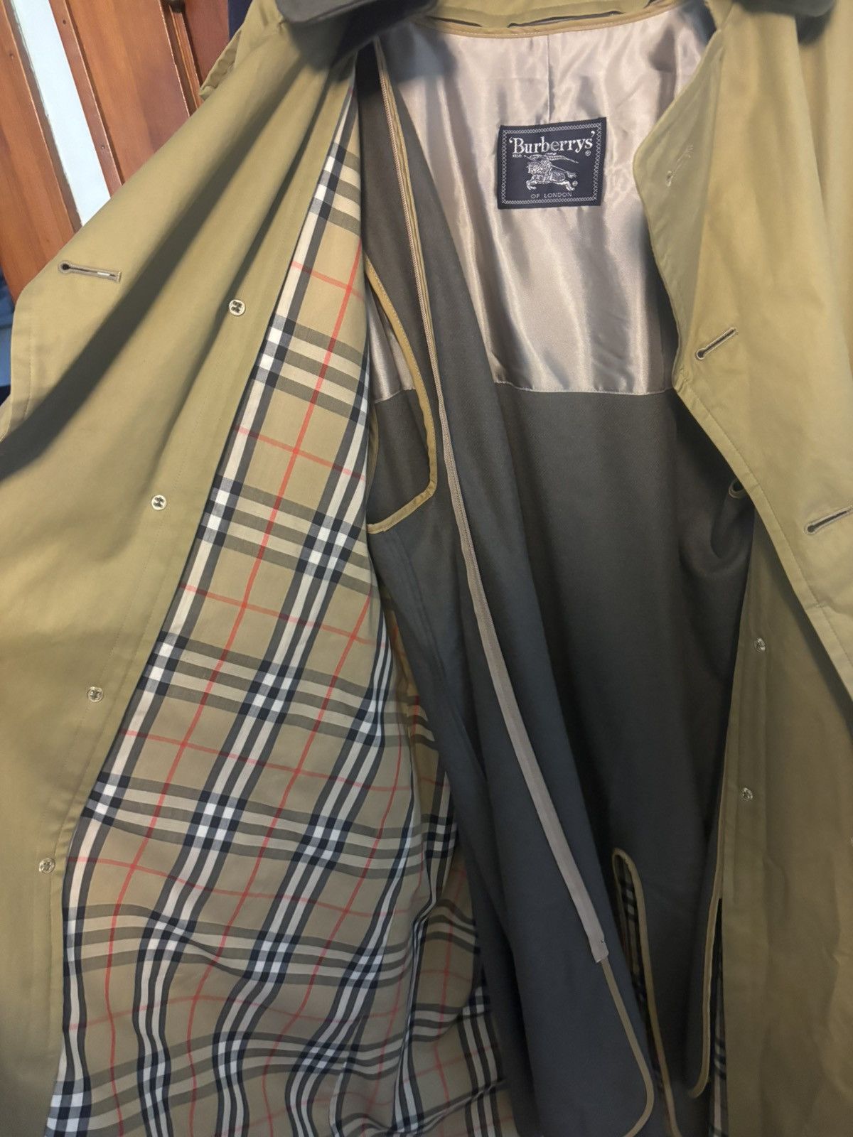Burberry Burberry Chesterfield Coat 42L Size US L / EU 52-54 / 3 - 4 Thumbnail