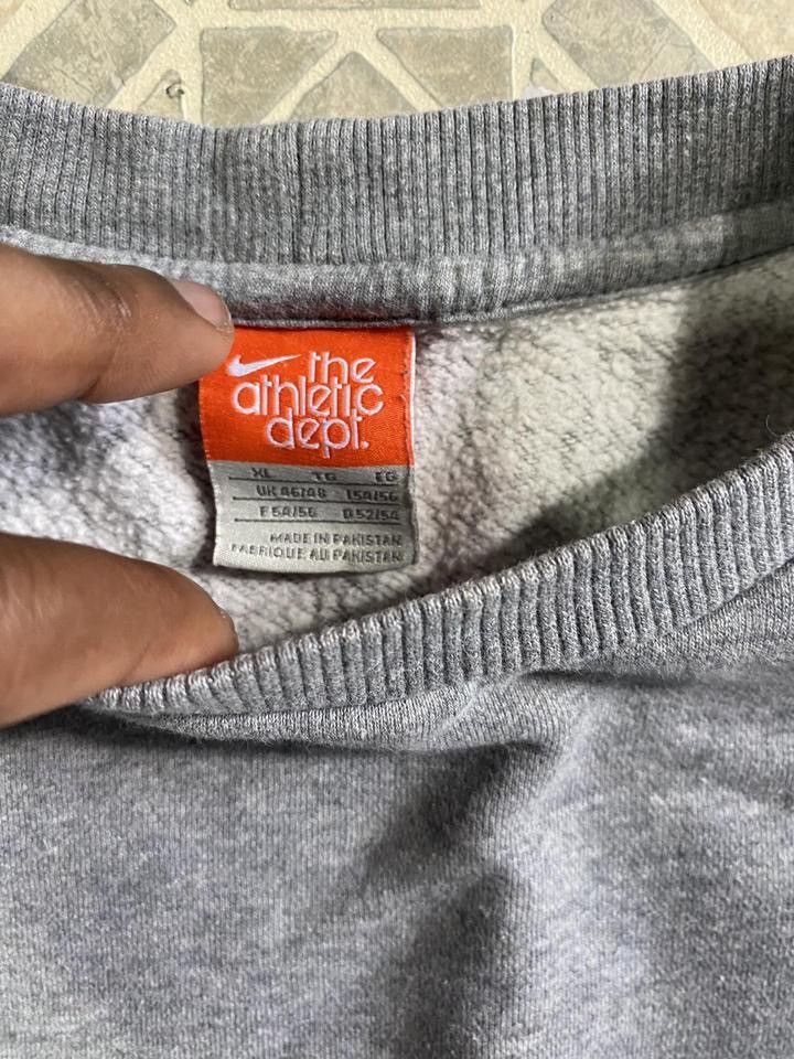 Nike Vintage Y2K nike crewneck sweatshirt blank gray size xl Size US XL / EU 56 / 4 - 3 Thumbnail