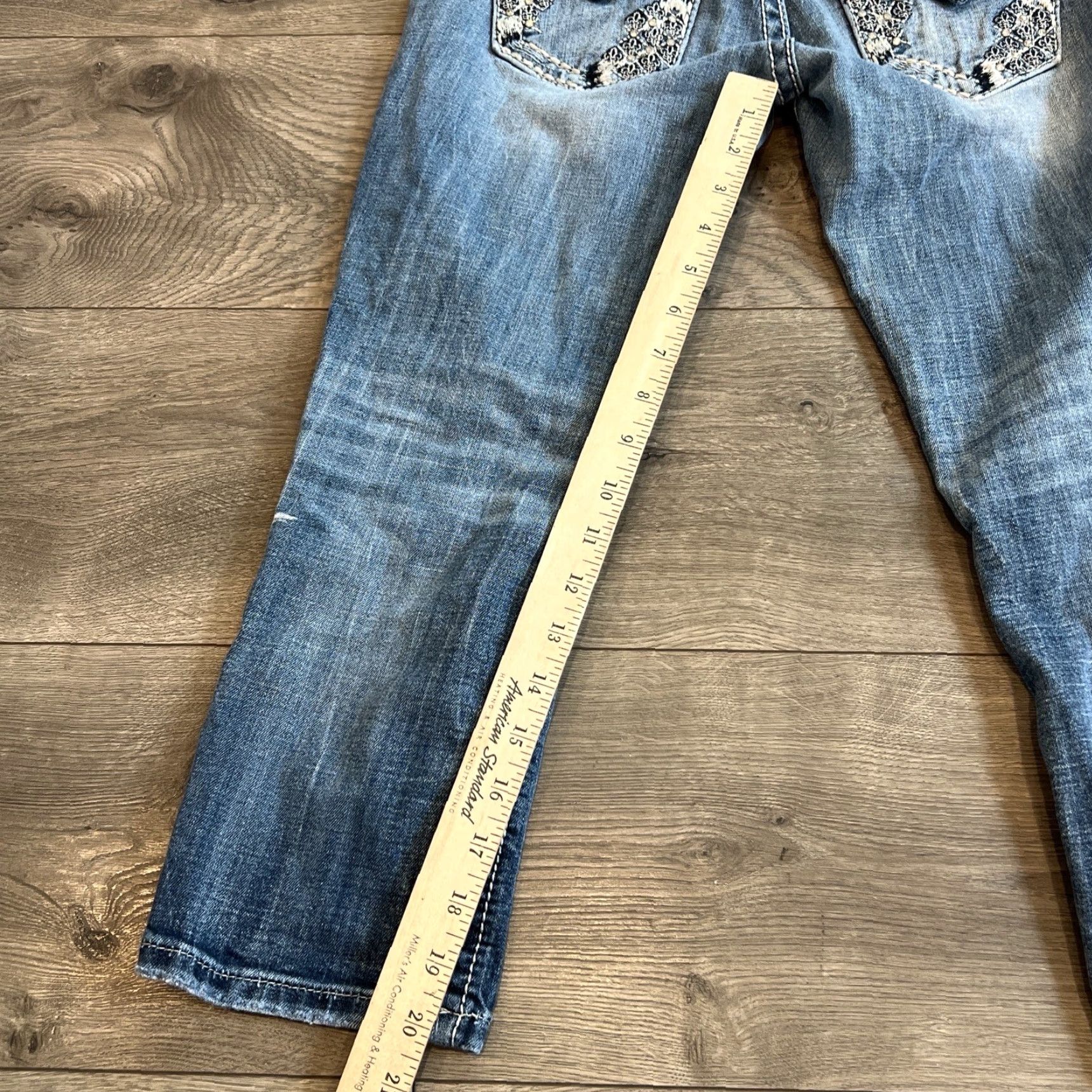 Miss Me Miss Me Cuffed Capri Jeans 25 Blue Denim Mid Rise Rhinestone Embellished Women Size 42" / US 20 - 2 Thumbnail