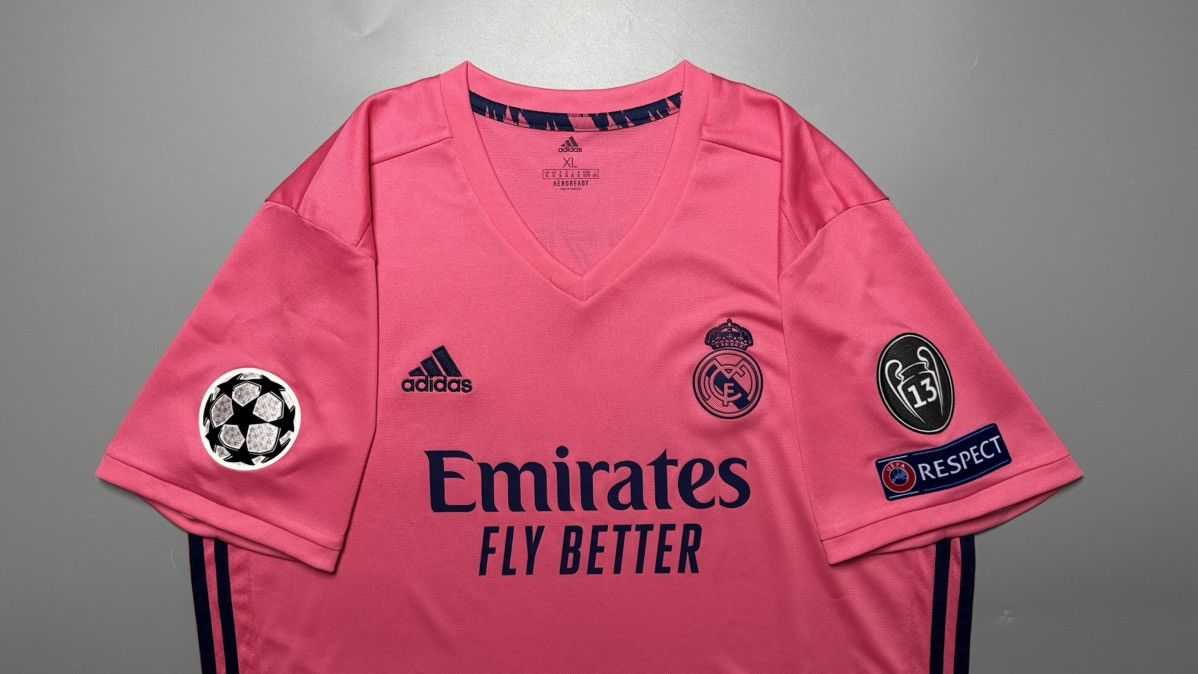 Vintage REAL MADRID ADIDAS 2020/2021 FOOTBALL AWAY JERSEY #9 BENZEMA Size US XL / EU 56 / 4 - 3 Thumbnail