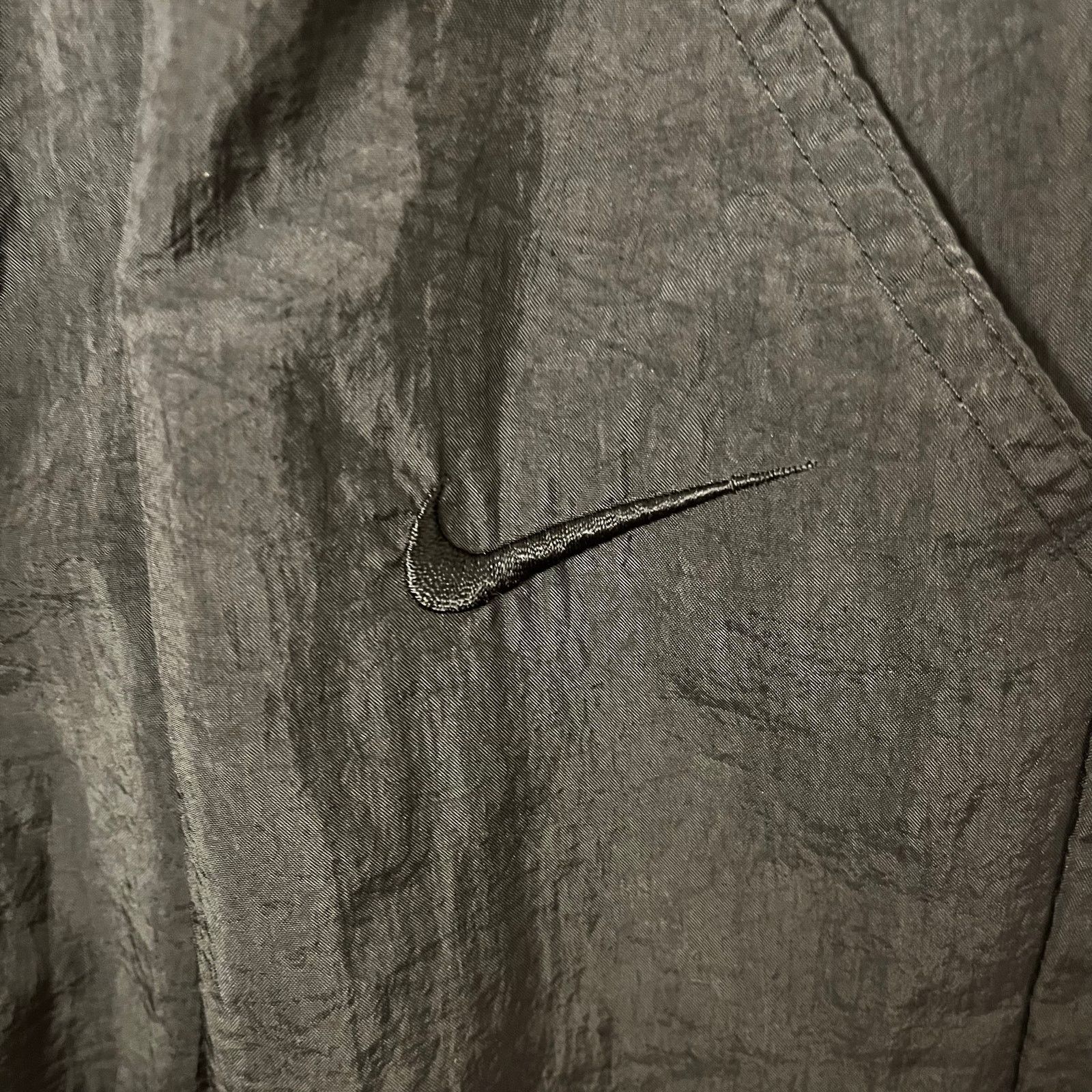 Nike Vintage Nike Track Pants Size US 36 / EU 52 - 4 Thumbnail