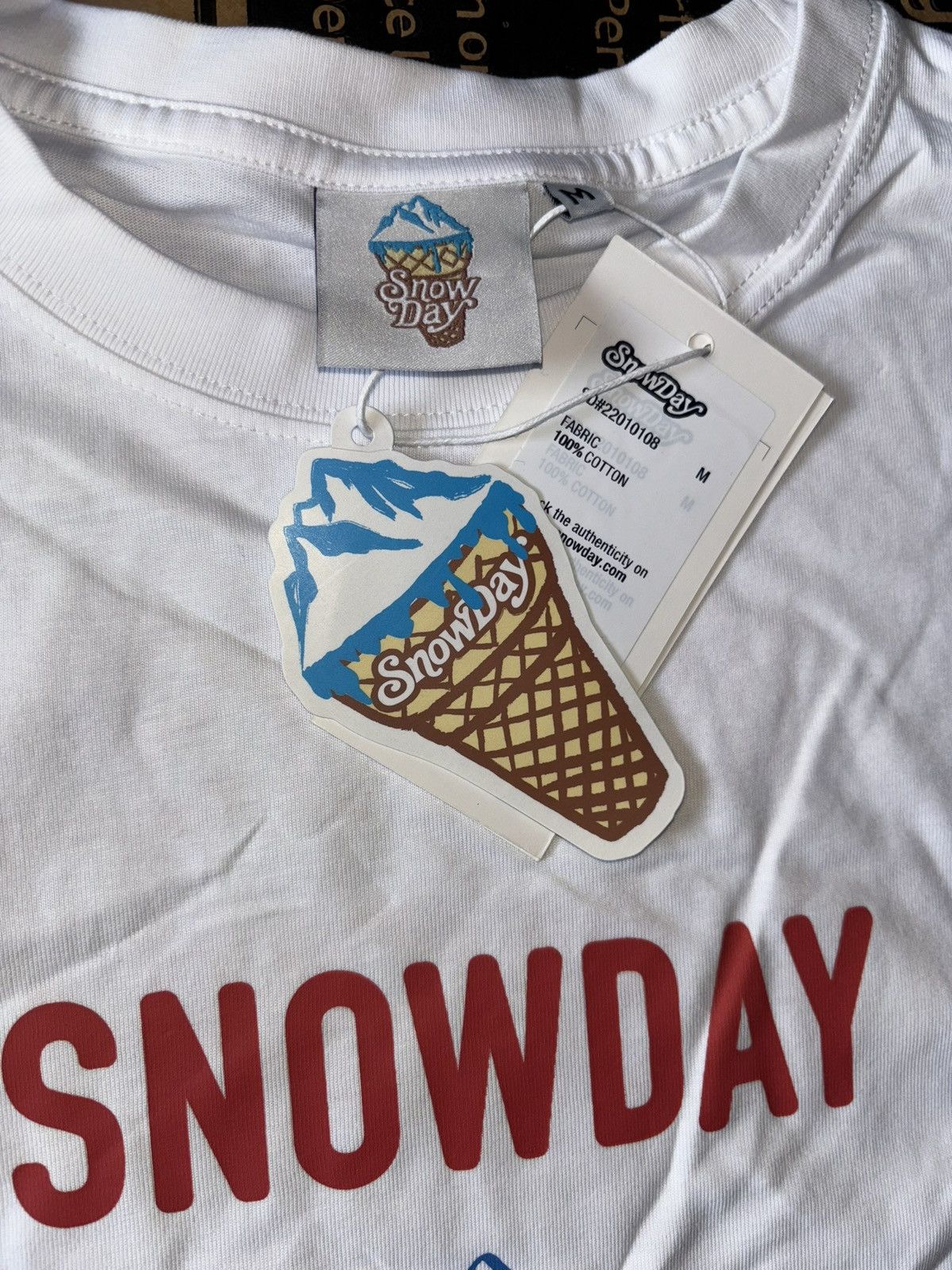 Snowday Snowday 100Days Until Tee White Size US M / EU 48-50 / 2 - 4 Thumbnail
