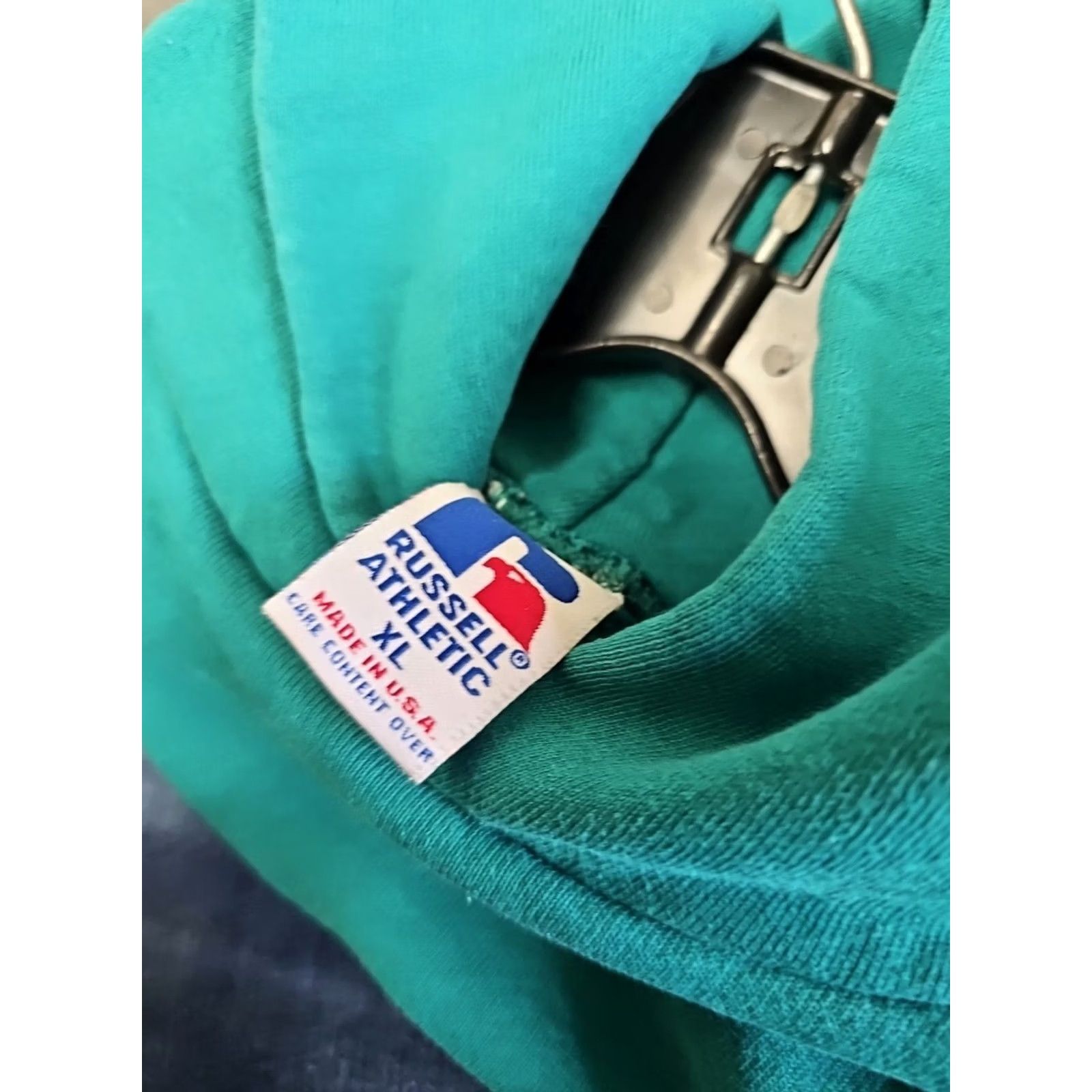 Russell Athletic VINTAGE Russell Athletic Hoodie XL Bluespullover Pullover Hooded Sweatshirt Logo Cotton Polyester Men Vintage Yes - Chest 22.5 Length 27 Size US XL / EU 56 / 4 - 4 Thumbnail