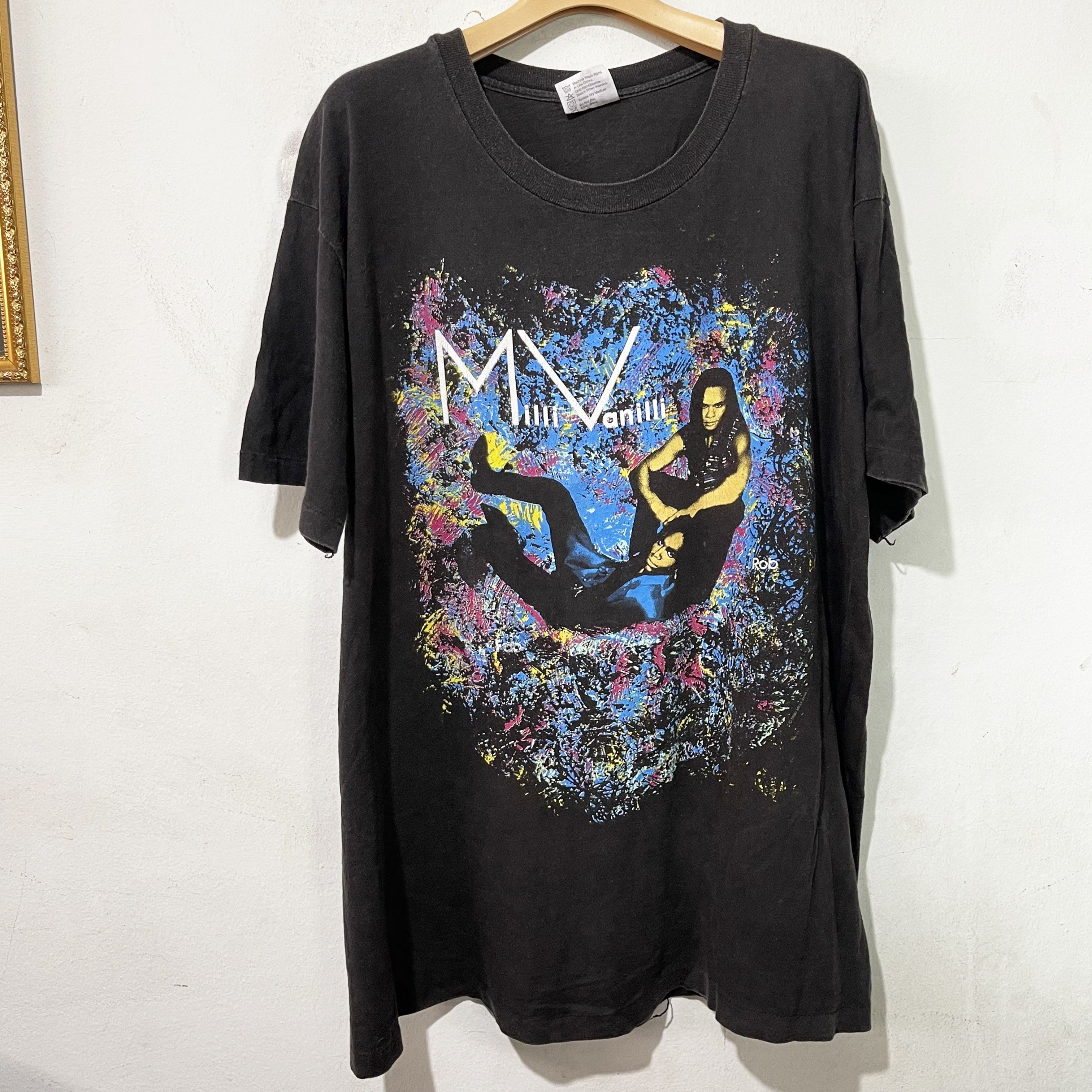 Band Tees Vintage 1990 Milli Vanilli Shirt Size US XL / EU 56 / 4 - 1 Thumbnail