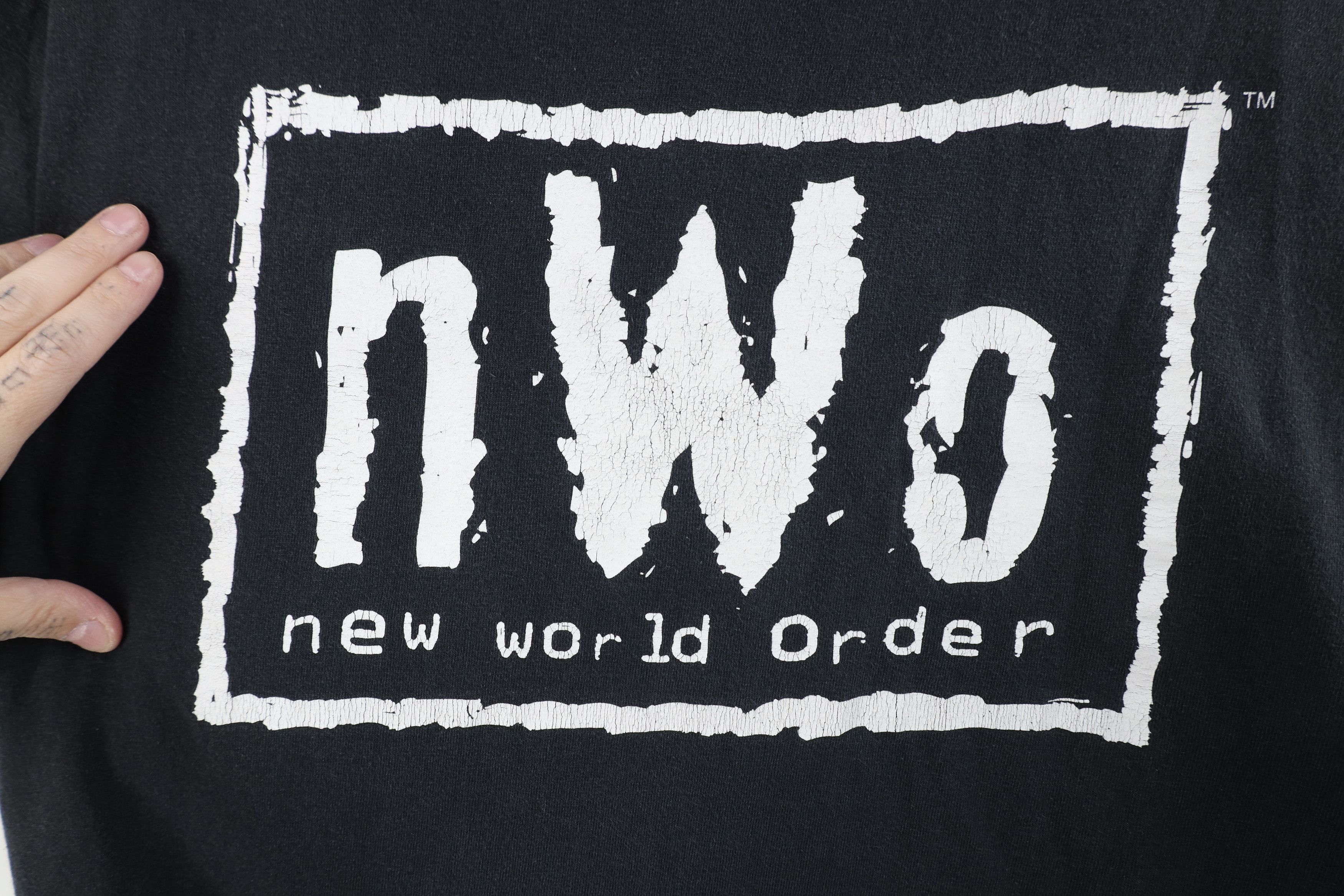 Vintage Vintage Y2K WWF WWE New World Order Wrestling T-Shirt Black Size US XL / EU 56 / 4 - 4 Thumbnail