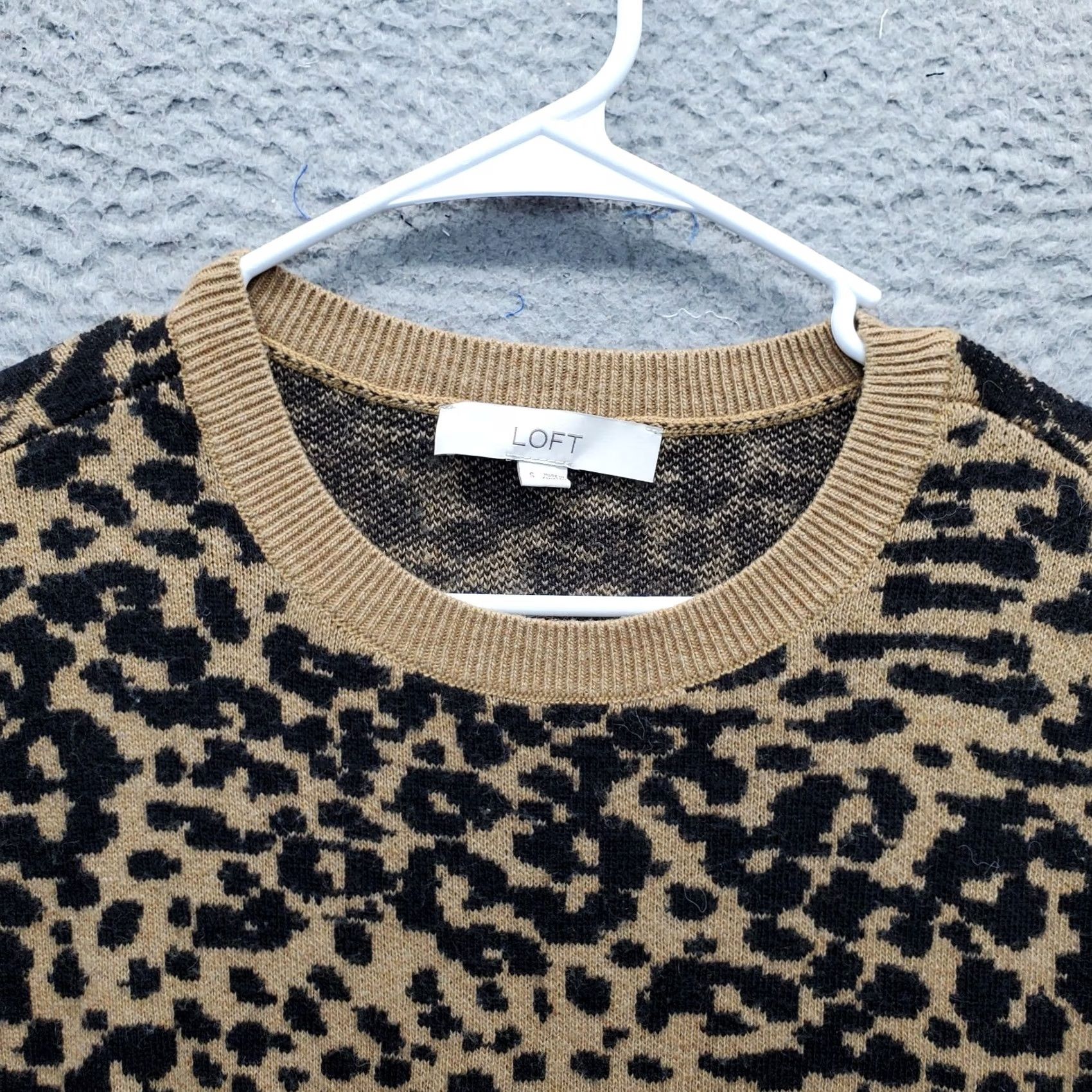 Loft LOFT Women Size S Multi Leopard Print Knit Crew Neck Pullover Sweater Long Sleeve, Casual, Fall/Winter, Regular Fit Size S / US 4 / IT 40 - 5 Thumbnail