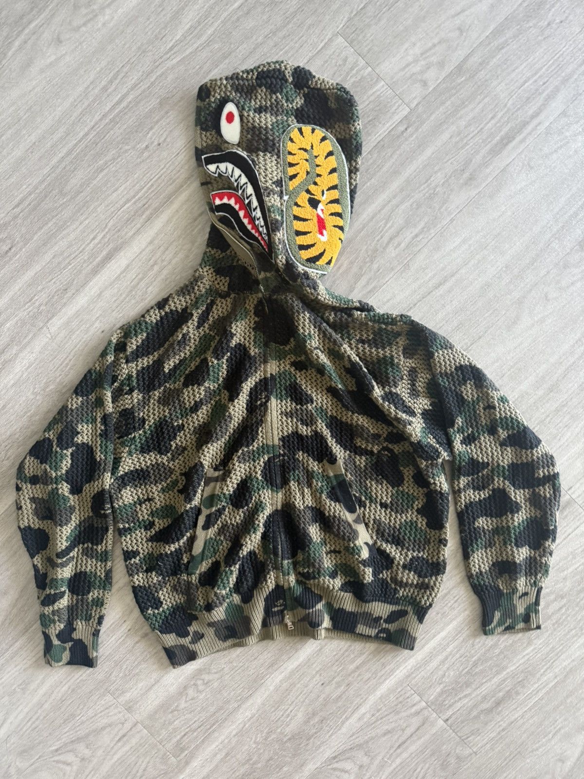 Bape Bape Knit Shark Full Zip Size US L / EU 52-54 / 3 - 2 Thumbnail