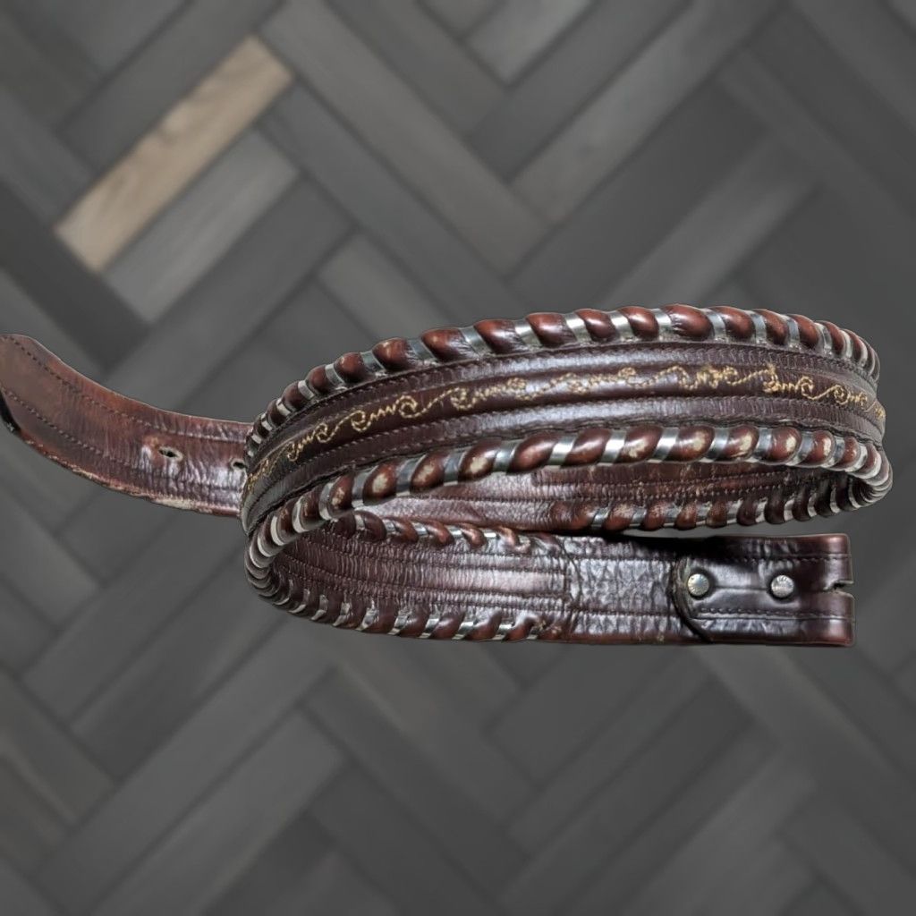 Vintage VINTAGE Leegin belt LACED western cowhide brown 30 buckle Rodeo Mens Belt Size 30 - 1 Thumbnail