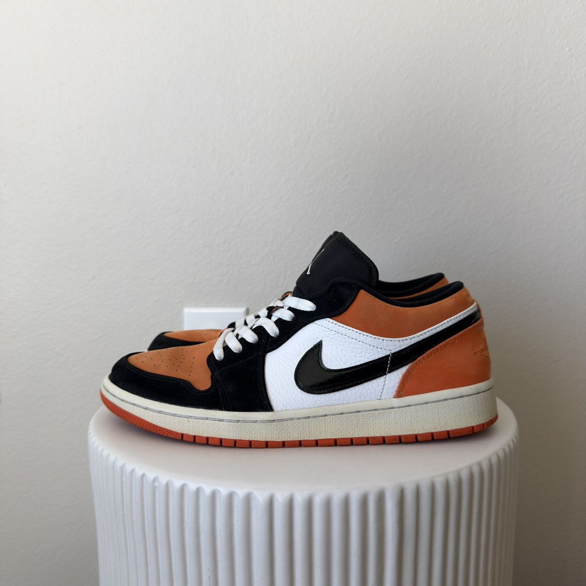 Nike Air Jordan 1 Low ‘Shattered Backboard’ Size US 10 / EU 43 - 2 Thumbnail