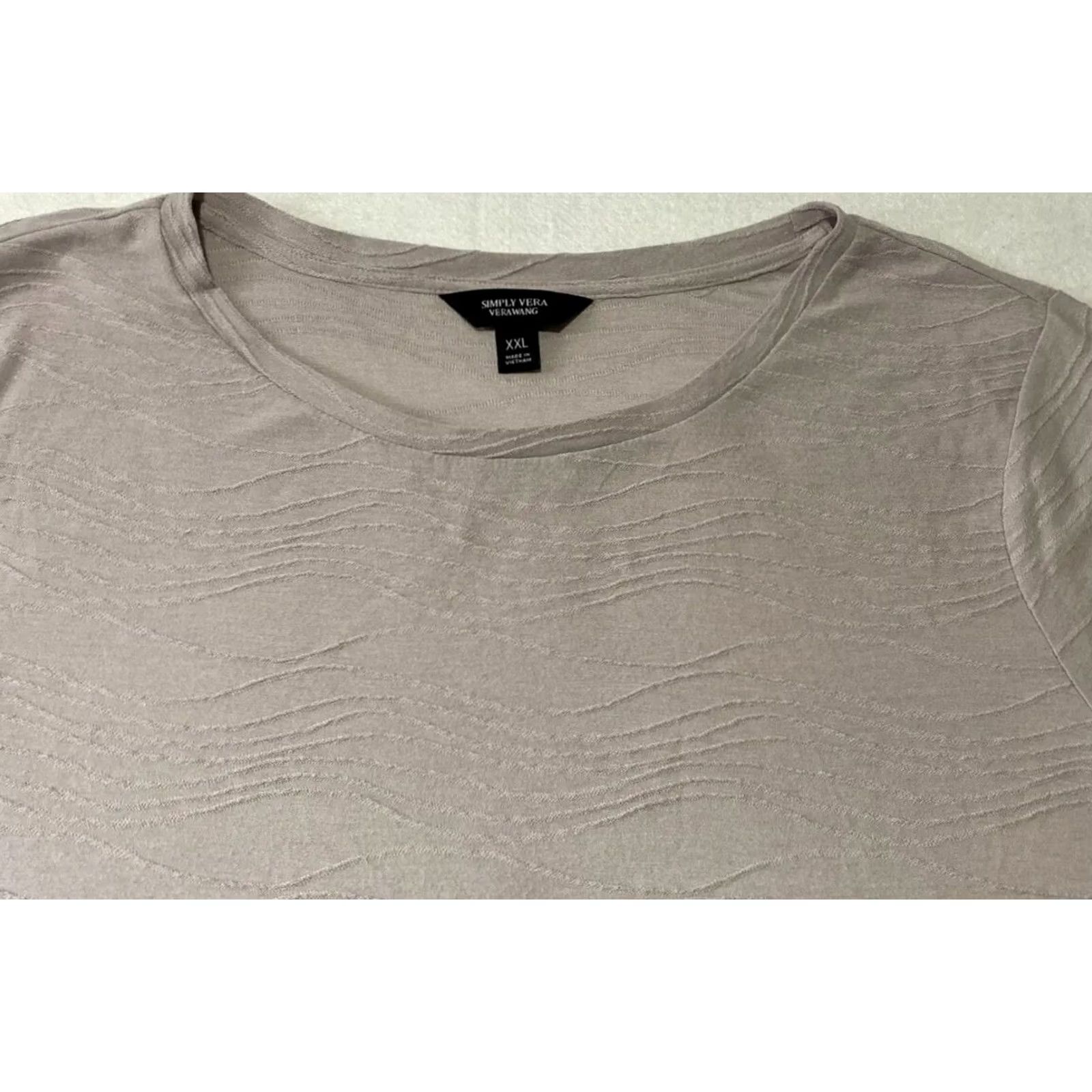 Vintage Simply Vera by Vera Wang T-Shirt Women’s Short Sleeve Casual Blouse 2XL Beige Cotton Polyester Relaxed Regular Womens Size XXL / US 16-18 / IT 52-54 - 2 Thumbnail