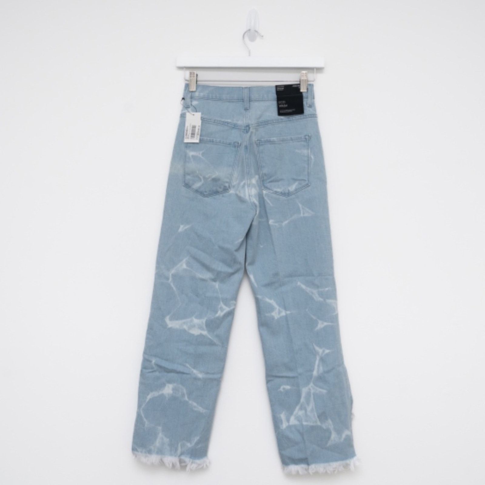 J Brand J Brand. Joan Crop Jean. Size 23" - 4 Thumbnail