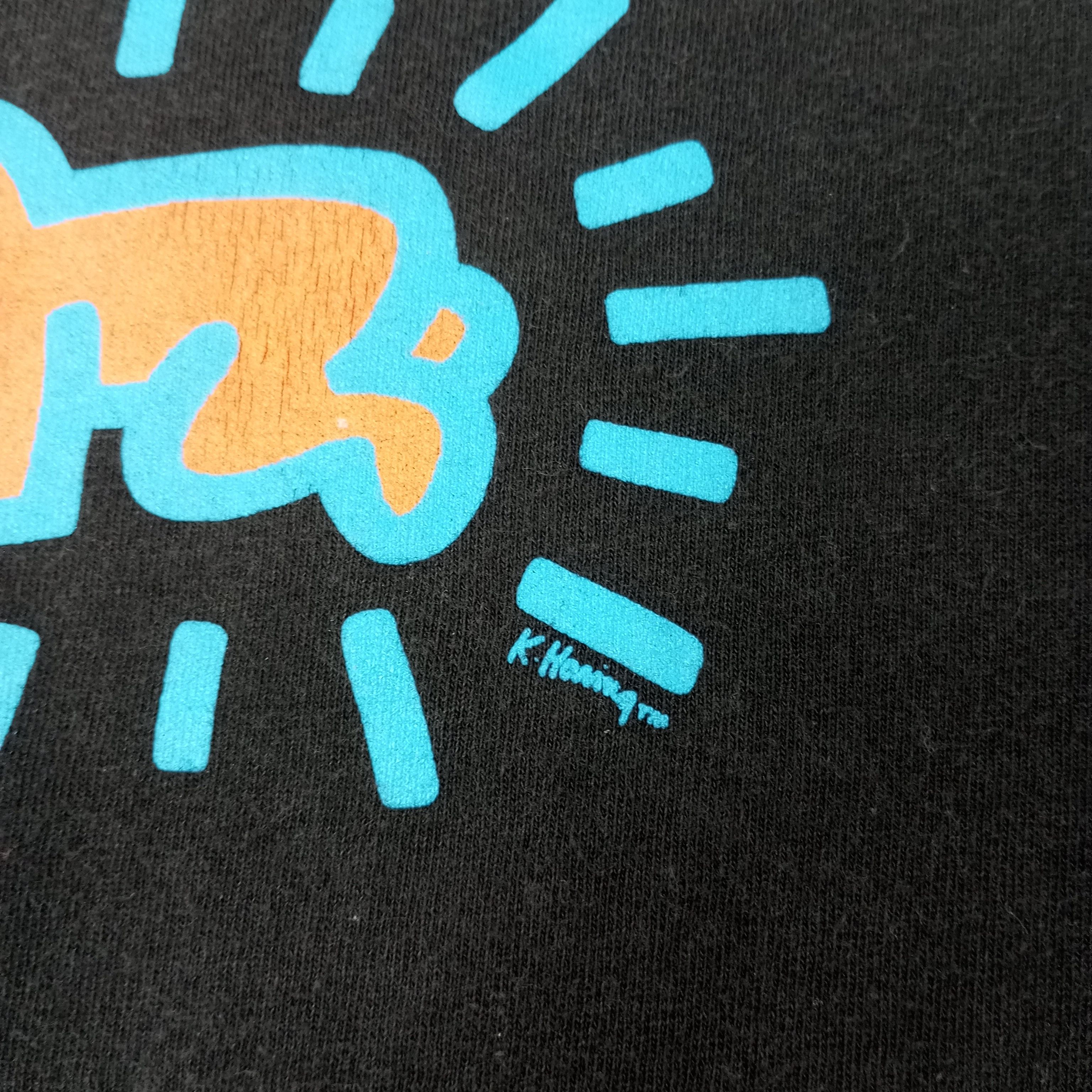 Keith Haring Keith Haring Pop Shop Vintage Tshirt c223n25 Size US L / EU 52-54 / 3 - 3 Thumbnail
