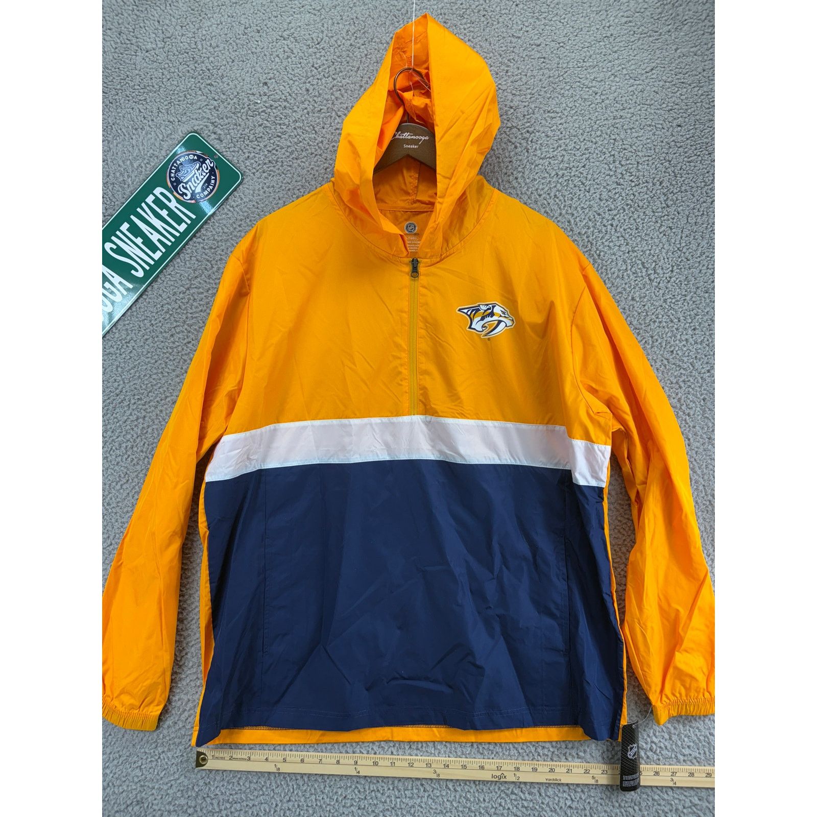 NHL NHL Nashville Predators 1/2 Zip Windbreaker Pullover Mens XL Size US XL / EU 56 / 4 - 1 Thumbnail