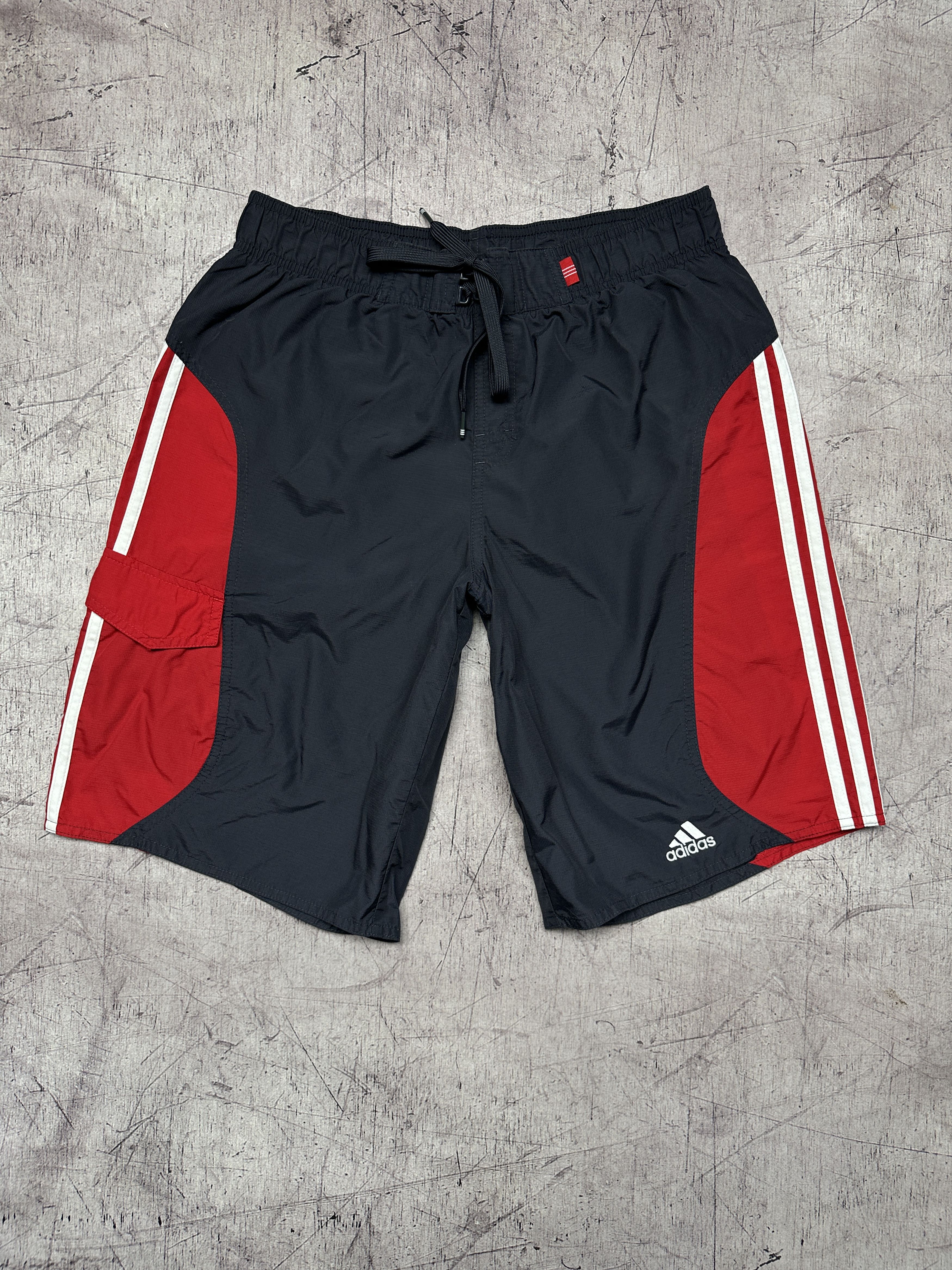 Adidas Adidas Vintage Mens Nylon Shorts Size US 32 / EU 48 - 1 Thumbnail