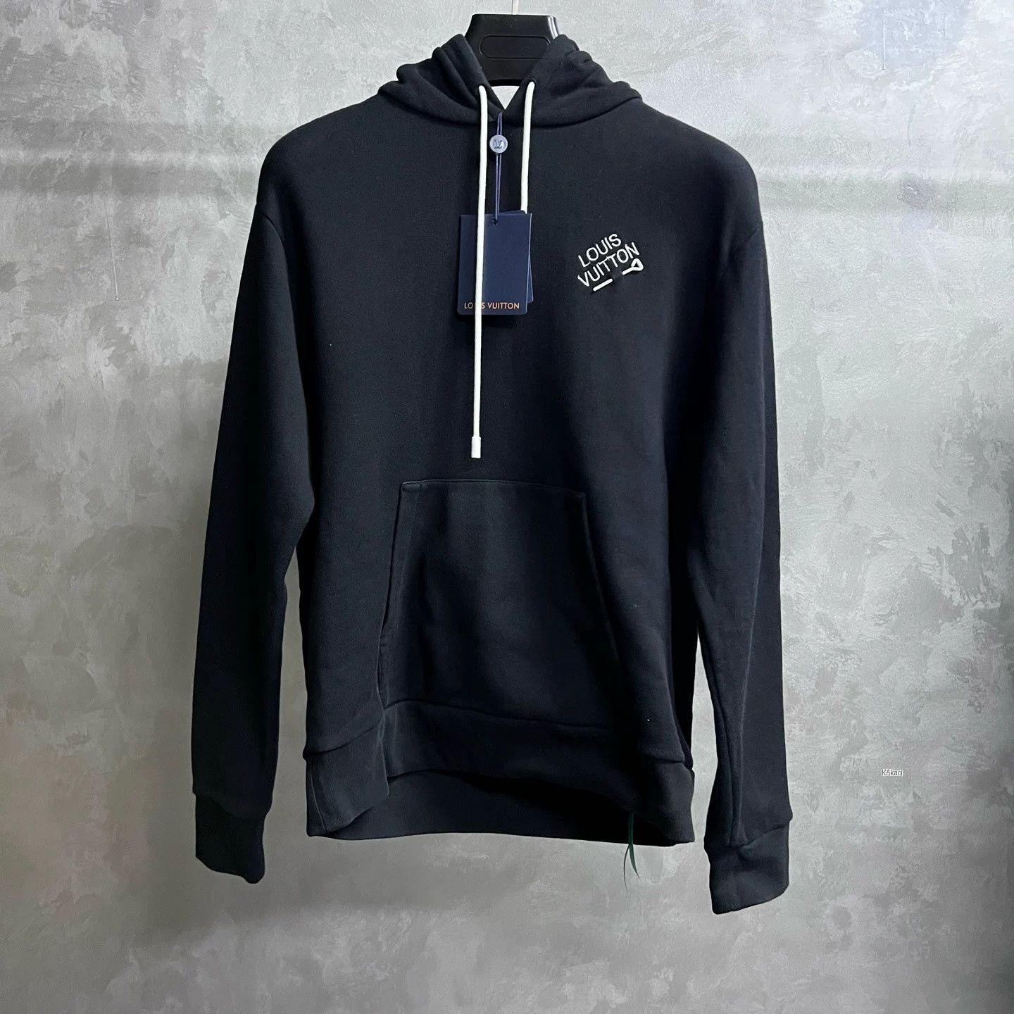 Louis Vuitton Louis Vuitton Black Logo Print Hoodie Size US S / EU 44-46 / 1 - 1 Thumbnail