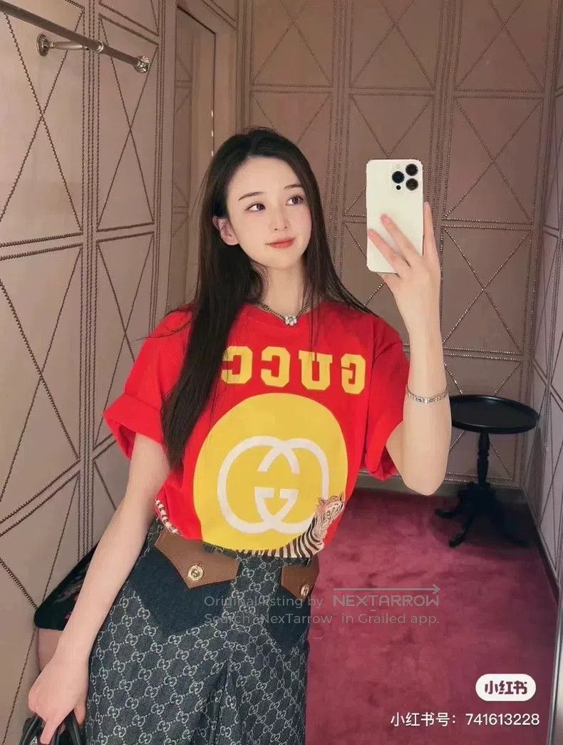 Gucci Gucci Year of the Tiger red letter logo printed T-shirt Size US M / EU 48-50 / 2 - 8 Thumbnail