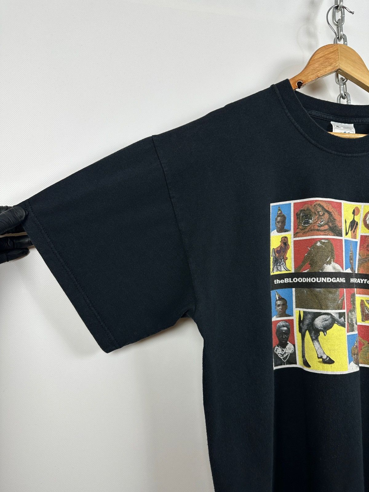 Band Tees 2000 Vintage The Bloodhound Gang Hooray For Boobies T-Shirt Size US XL / EU 56 / 4 - 10 Thumbnail