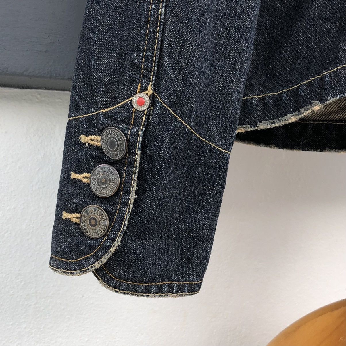 Levi's Vintage Levis Redloop Women Denim Trucker Jacket Size S / US 4 / IT 40 - 15 Thumbnail