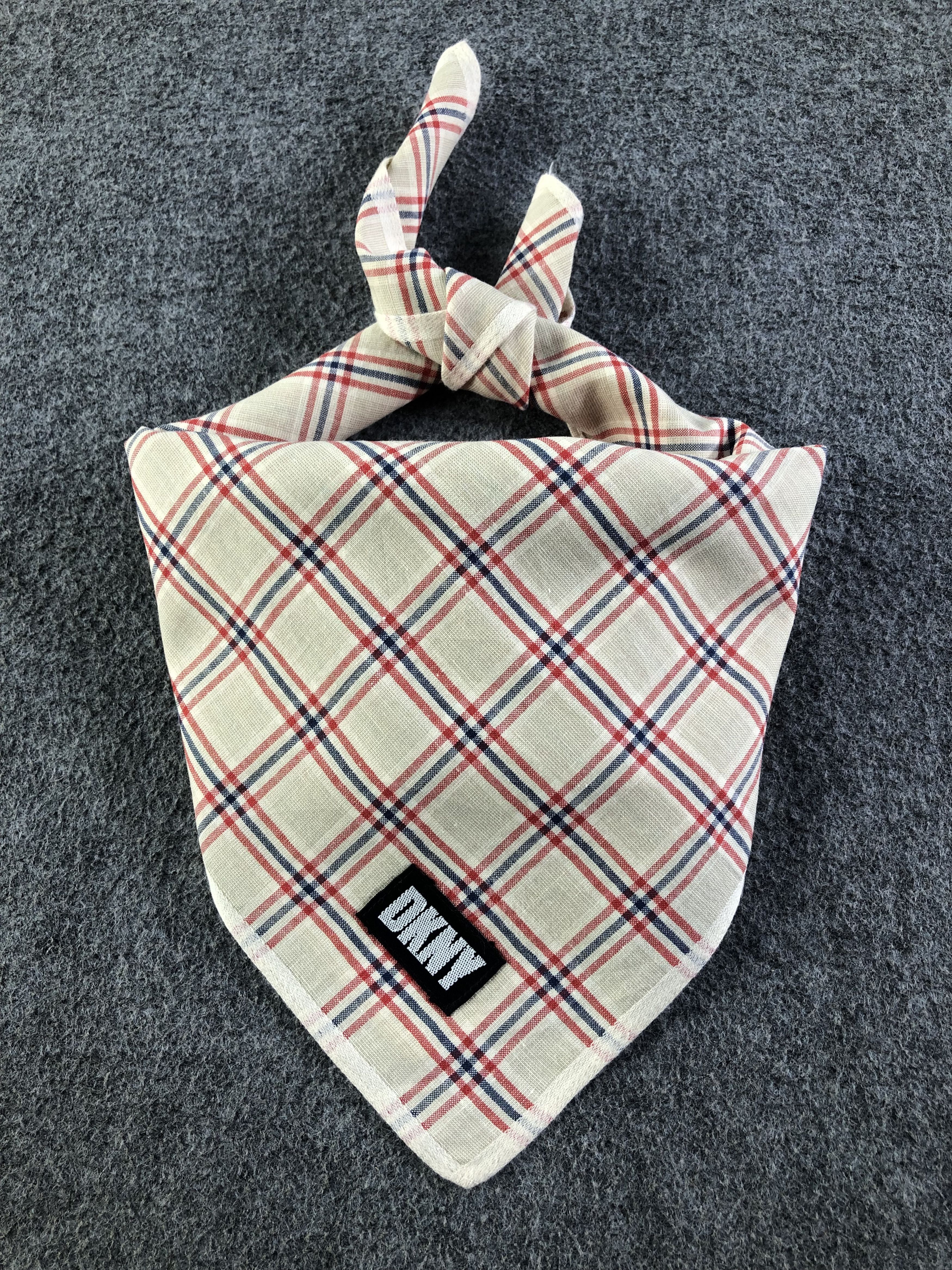 DKNY DKNY Handkerchief / Bandana / Neckerchief C368 Size ONE SIZE - 1 Thumbnail