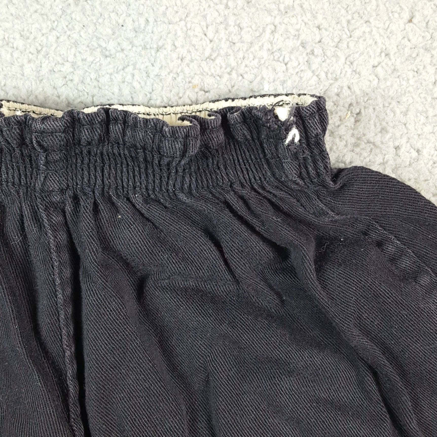 Vintage VINTAGE Russell Athletic Shorts Womens XS Black 40s College Gym School Vintage Size 26" / US 2 / IT 38 - 3 Thumbnail
