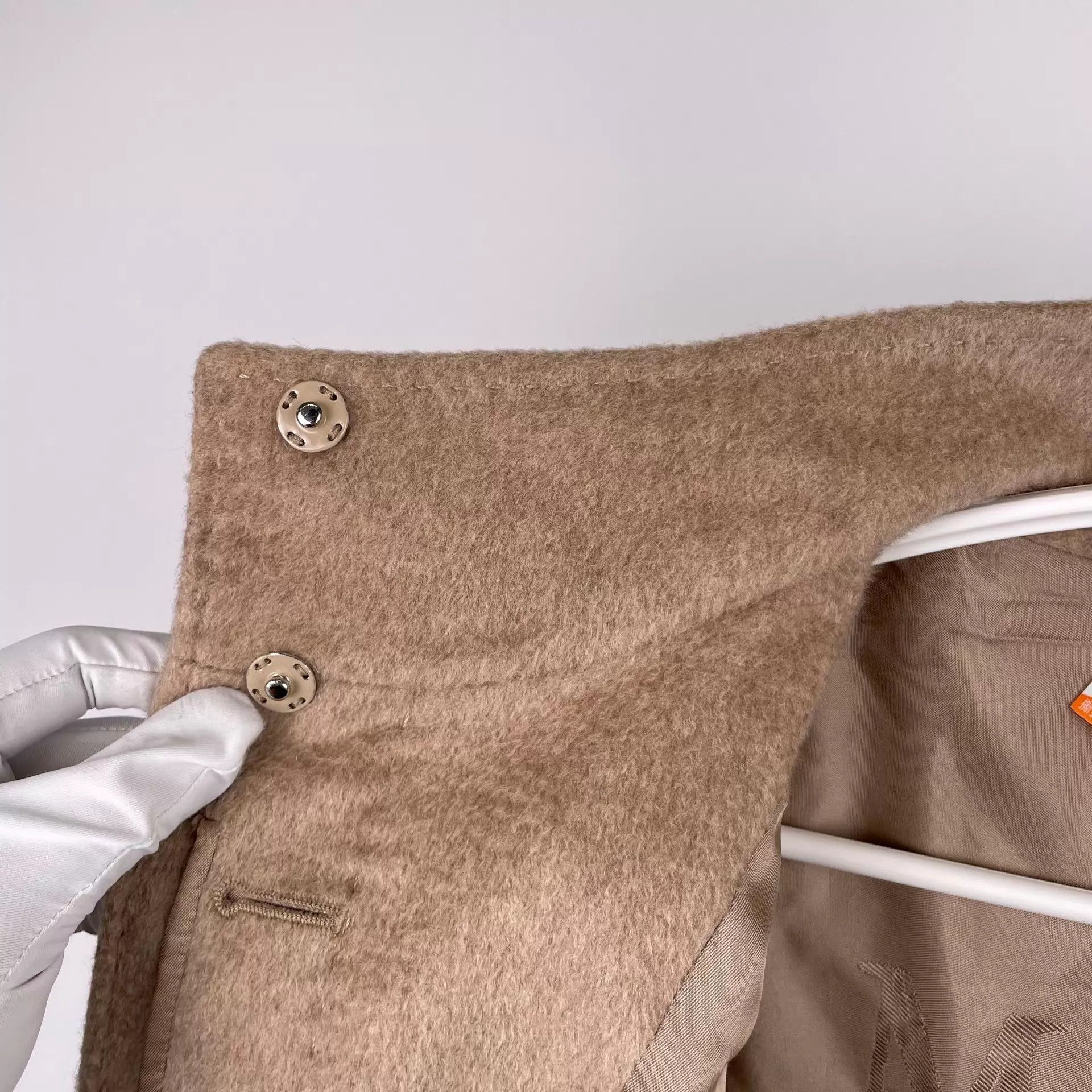 Max Mara Max Mara Women's Camel Cashmere Coat 155/80A Size XS / US 0-2 / IT 36-38 - 8 Thumbnail