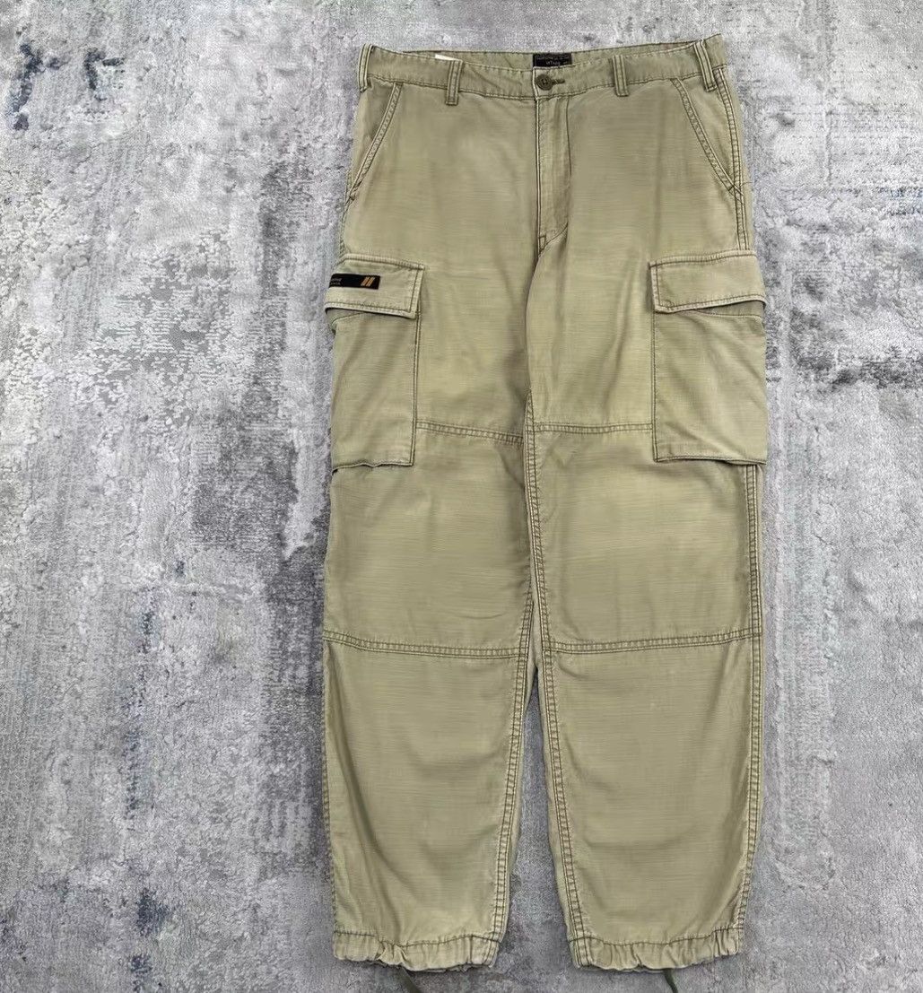 Wtaps WTAPS 14AW Jungle Stock Floral Cargo Pants J16 Size US 32 / EU 48 - 1 Thumbnail