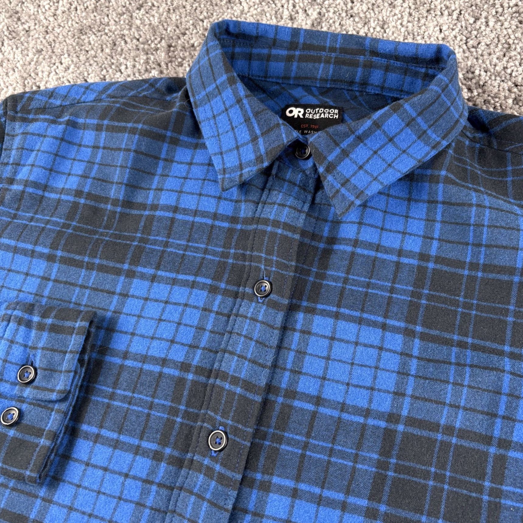 Outdoor Research Outdoor Research Kulshan Flannel Shirt Women's Small Blue Black Plaid Button Up Size S / US 4 / IT 40 - 2 Thumbnail
