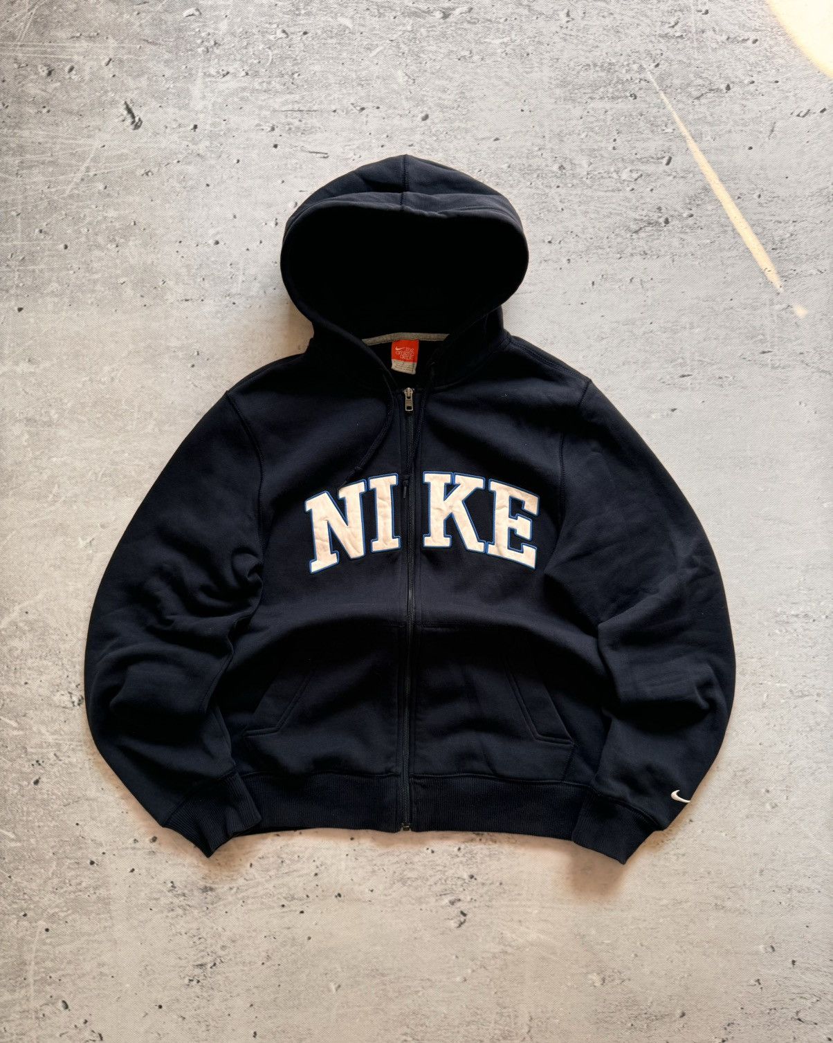Nike × Vintage NIKE VINTAGE CENTER LOGO OVERSIZE BOXY ZIP HOODIE Size US S / EU 44-46 / 1 - 1 Thumbnail