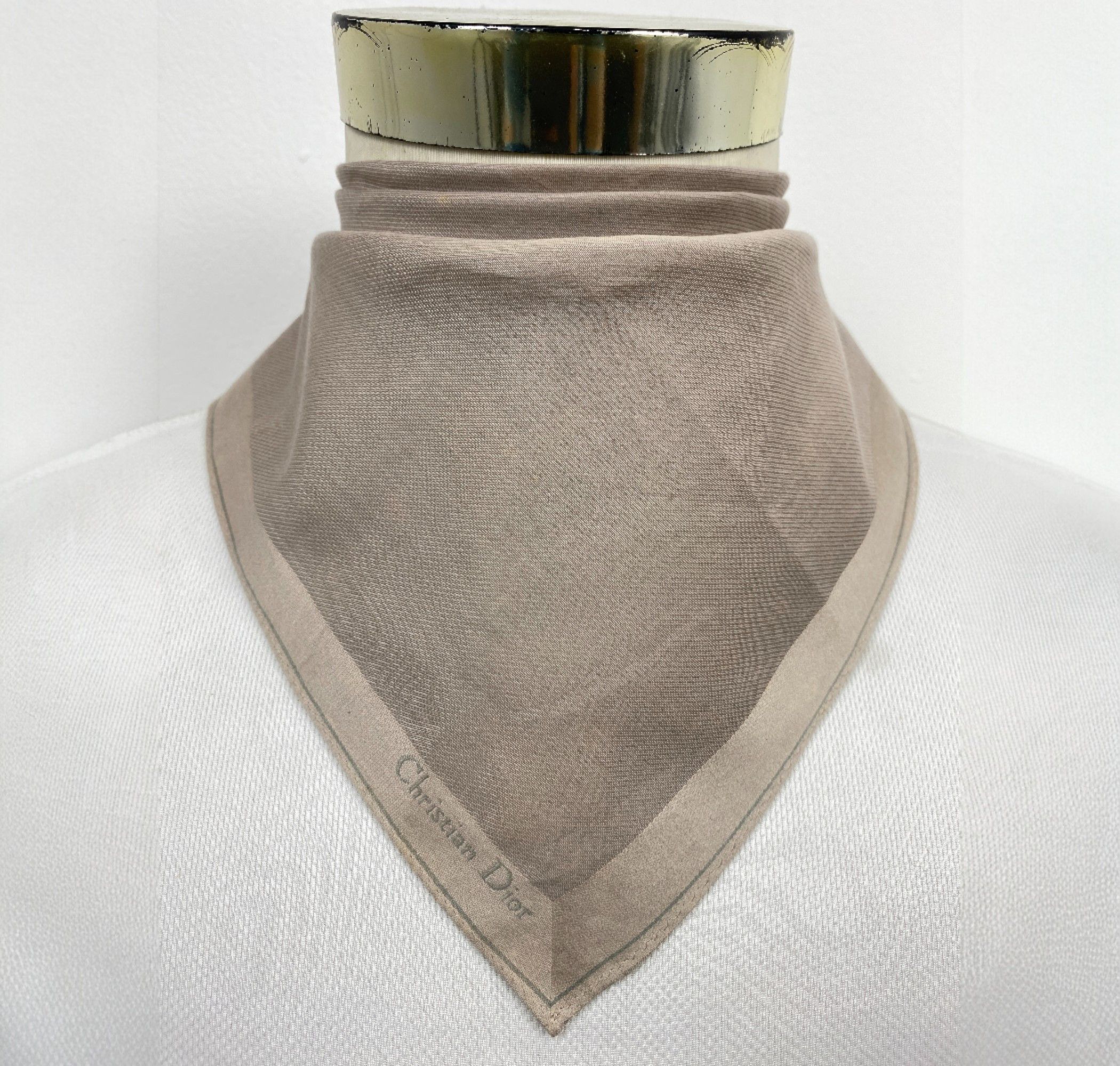 Christian Dior Monsieur Christian Dior Handkerchief / Neckerchief KT0265 Size ONE SIZE - 1 Thumbnail