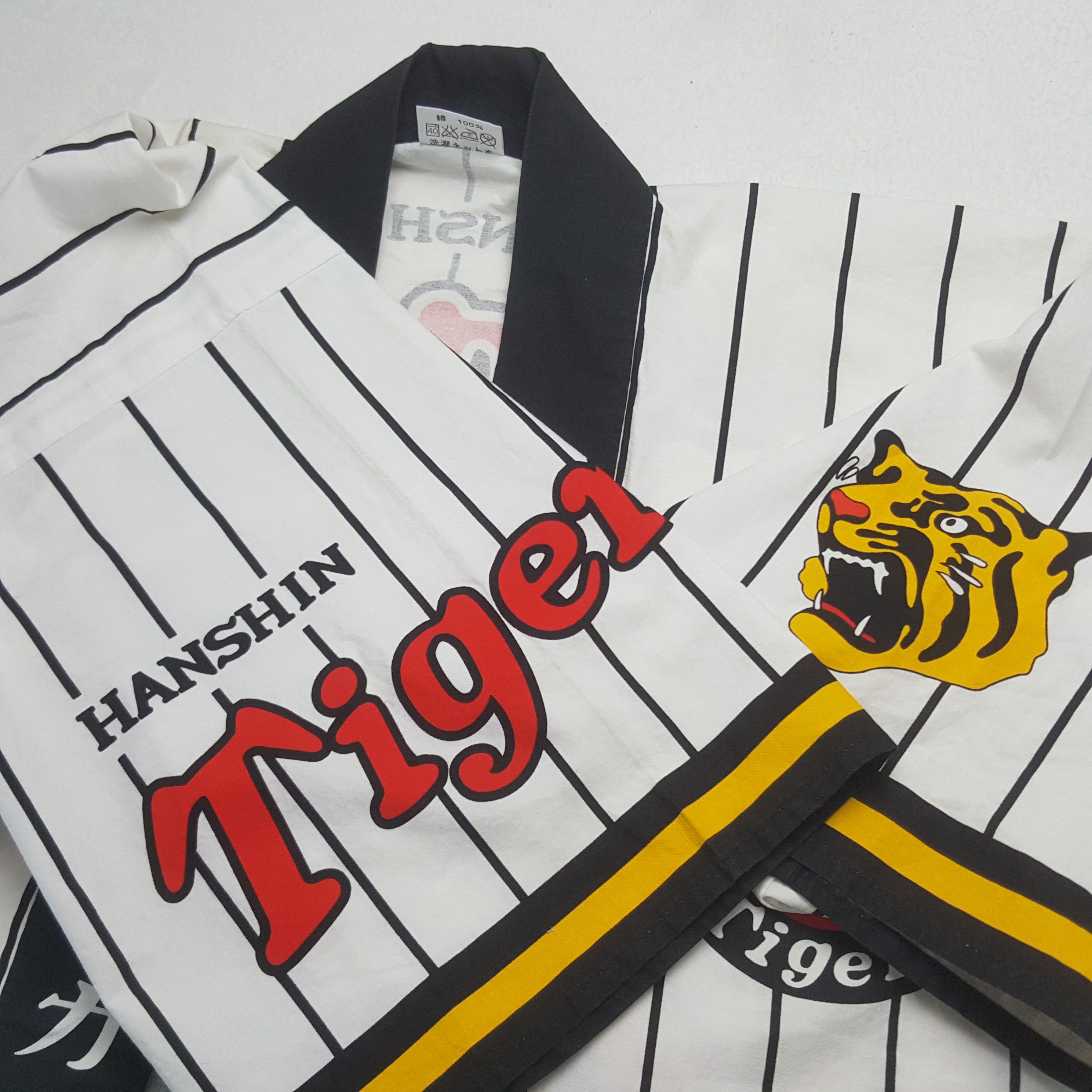 Japanese Brand VIntage Hanshin Tigers Kimono Japanese Jacket Size US L / EU 52-54 / 3 - 7 Thumbnail