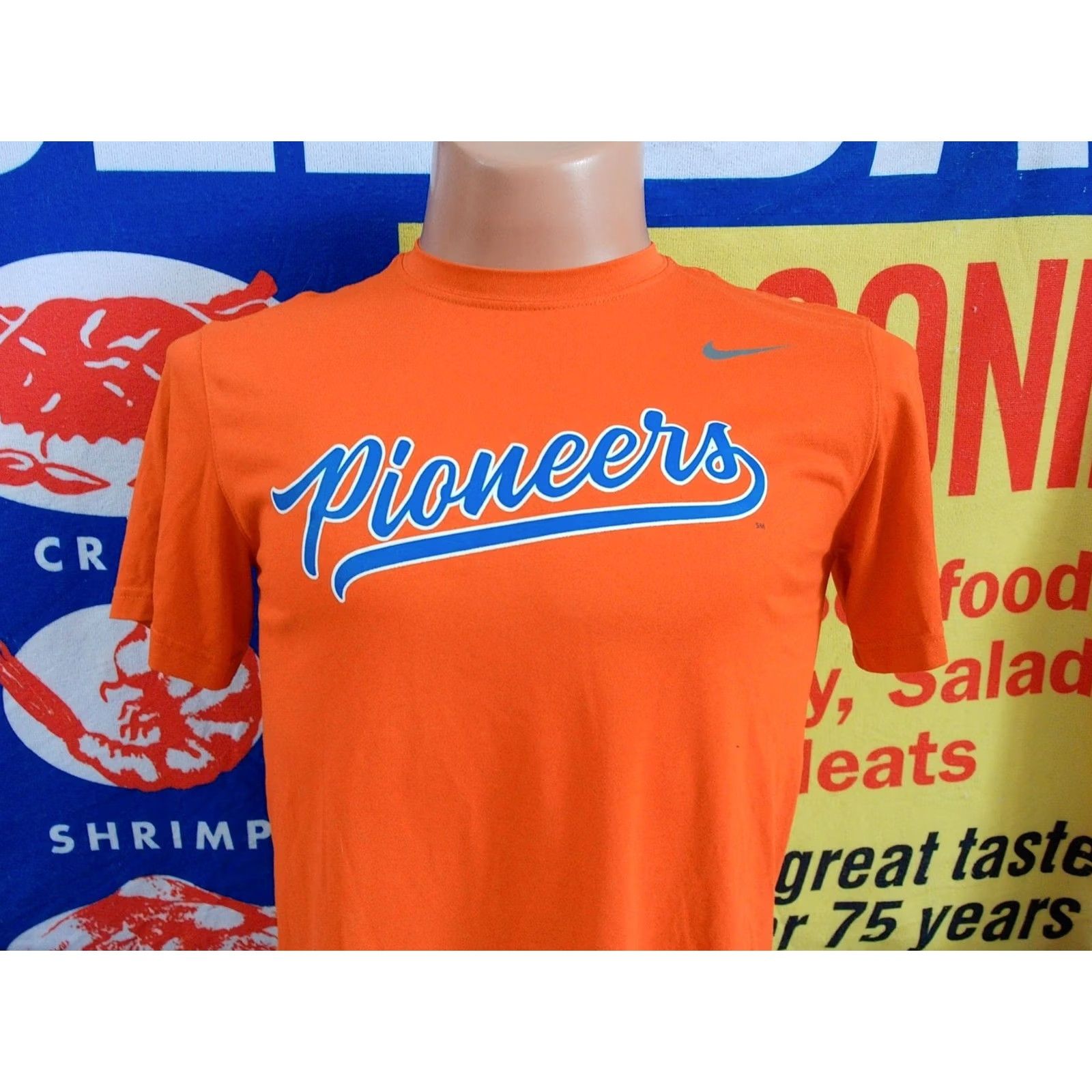 Nike Nike Dri-FIT Olentangy Orange Pioneers High School T-Shirt Mens Medium Orange L/S Graphic Print Crew Neck Football) Size US M / EU 48-50 / 2 - 2 Thumbnail