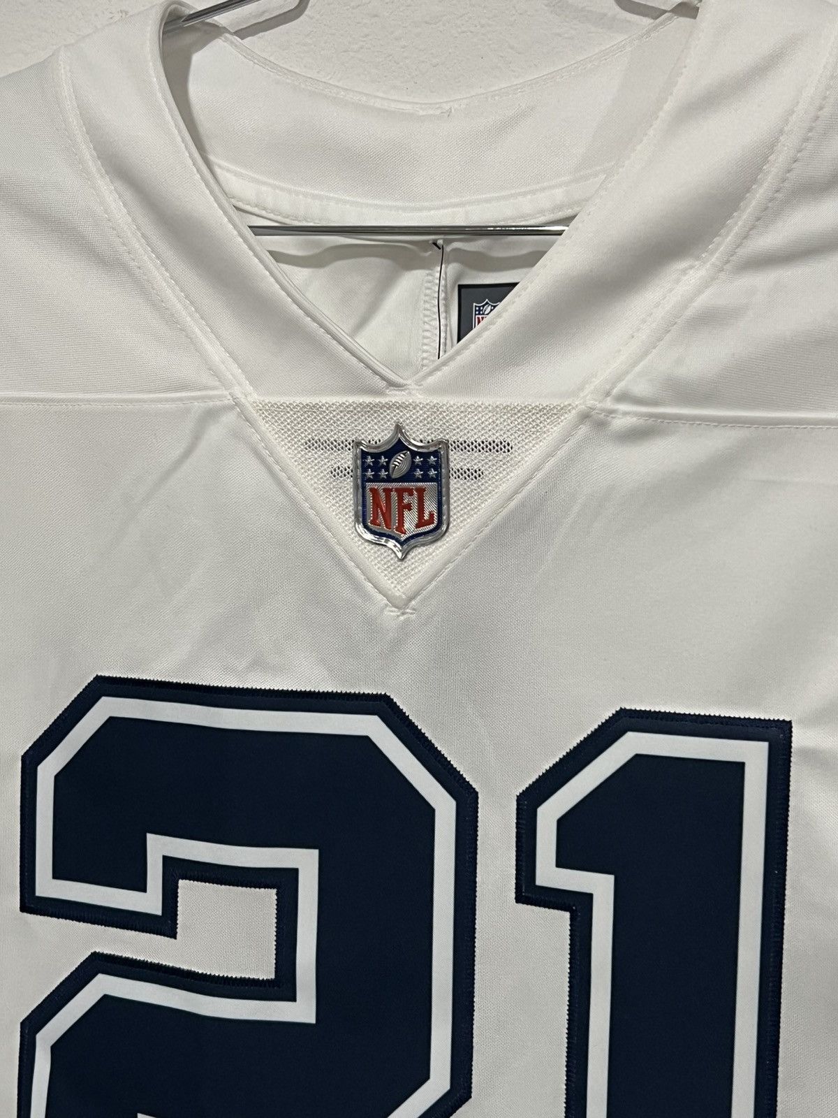 NFL Ezekiel Elliott Jersey Size US L / EU 52-54 / 3 - 5 Thumbnail