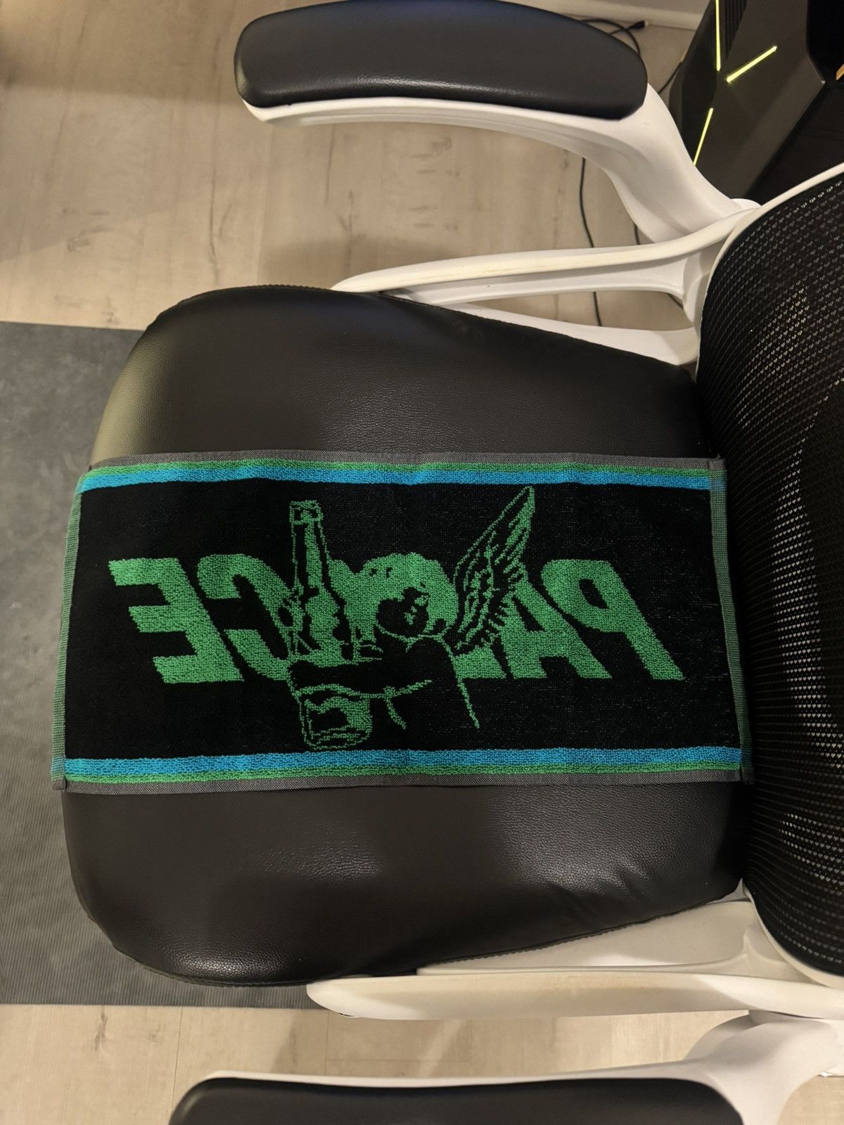 Palace Palace FW16 Bar Towel Size ONE SIZE - 3 Thumbnail